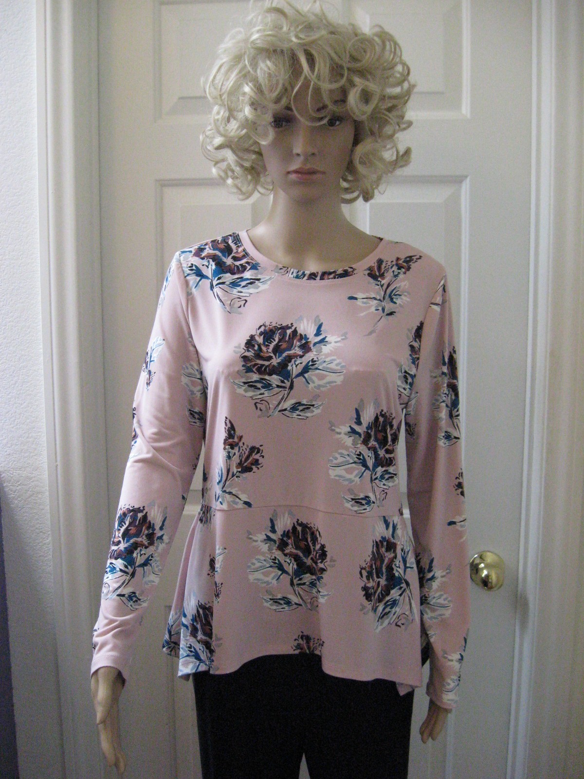 Ivanka Trump Dusty Pink Floral Long Sleeve Top Size Medium