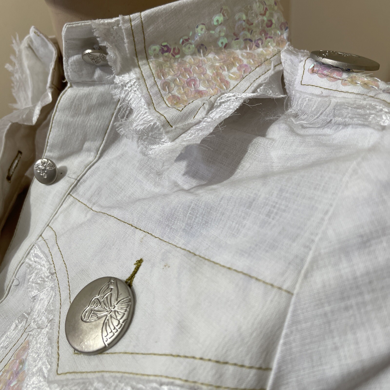 Women’s White Rayon Casual Beaded Button Up Long Sleeve Size S Top Blouse Shirt