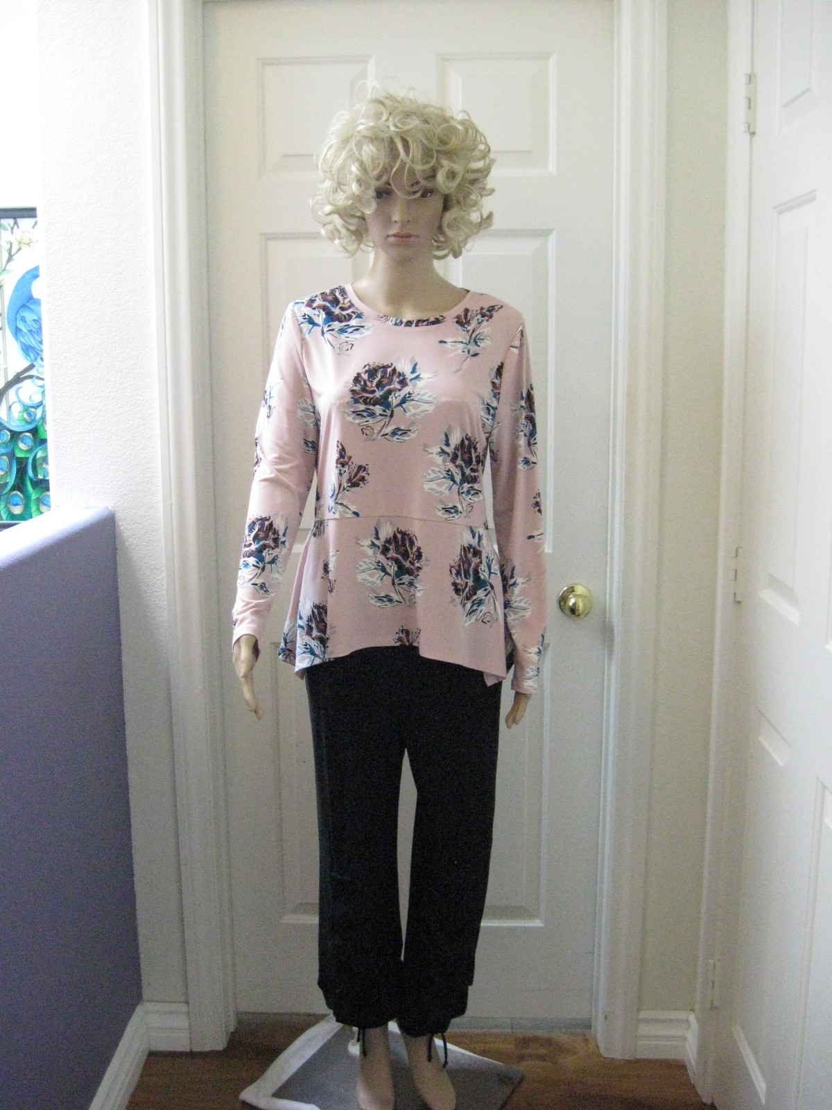 Ivanka Trump Dusty Pink Floral Long Sleeve Top Size Medium