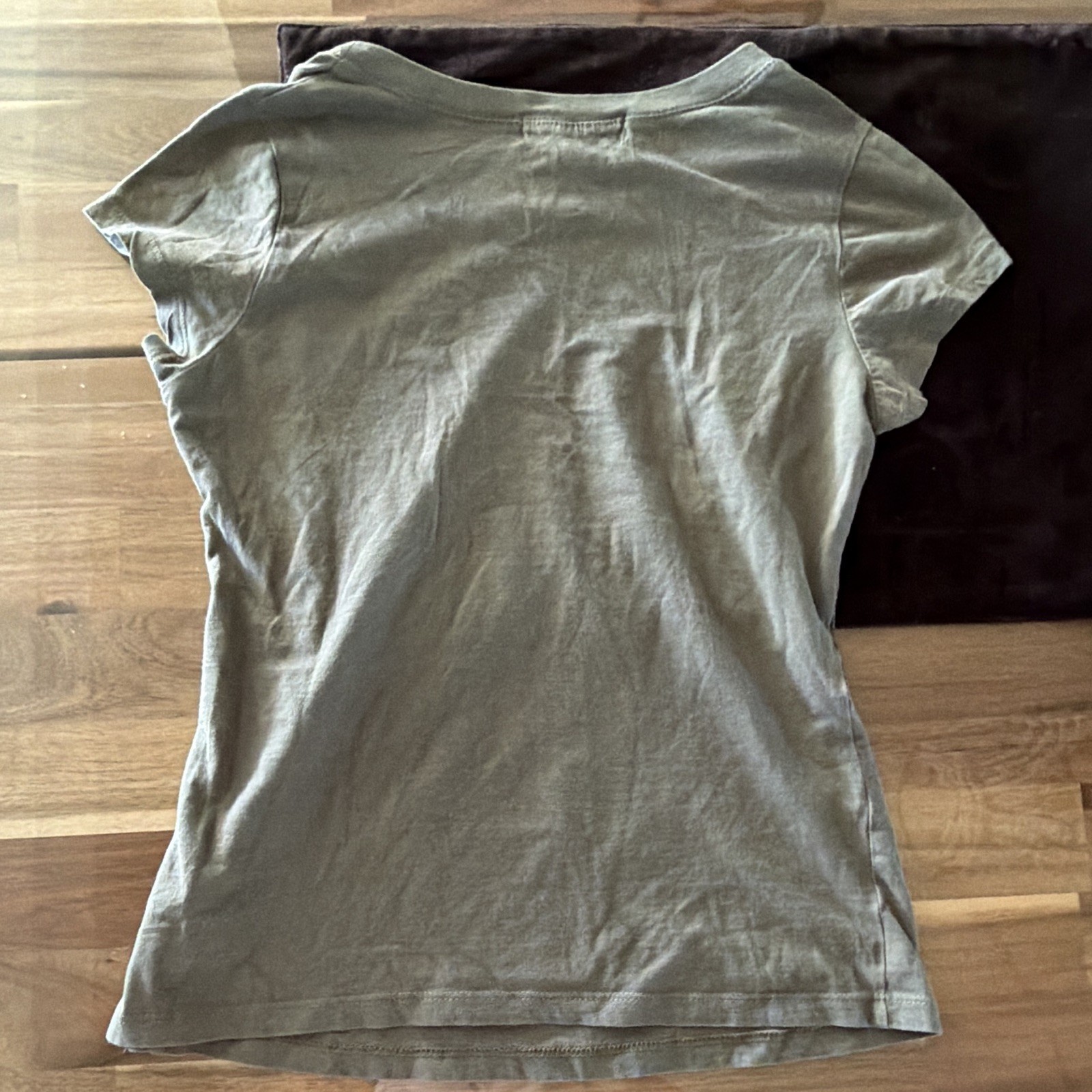 It’s Our Time Gray Graphic Butterfly Round Neck Short Sleeve T-Shirt Women’s M