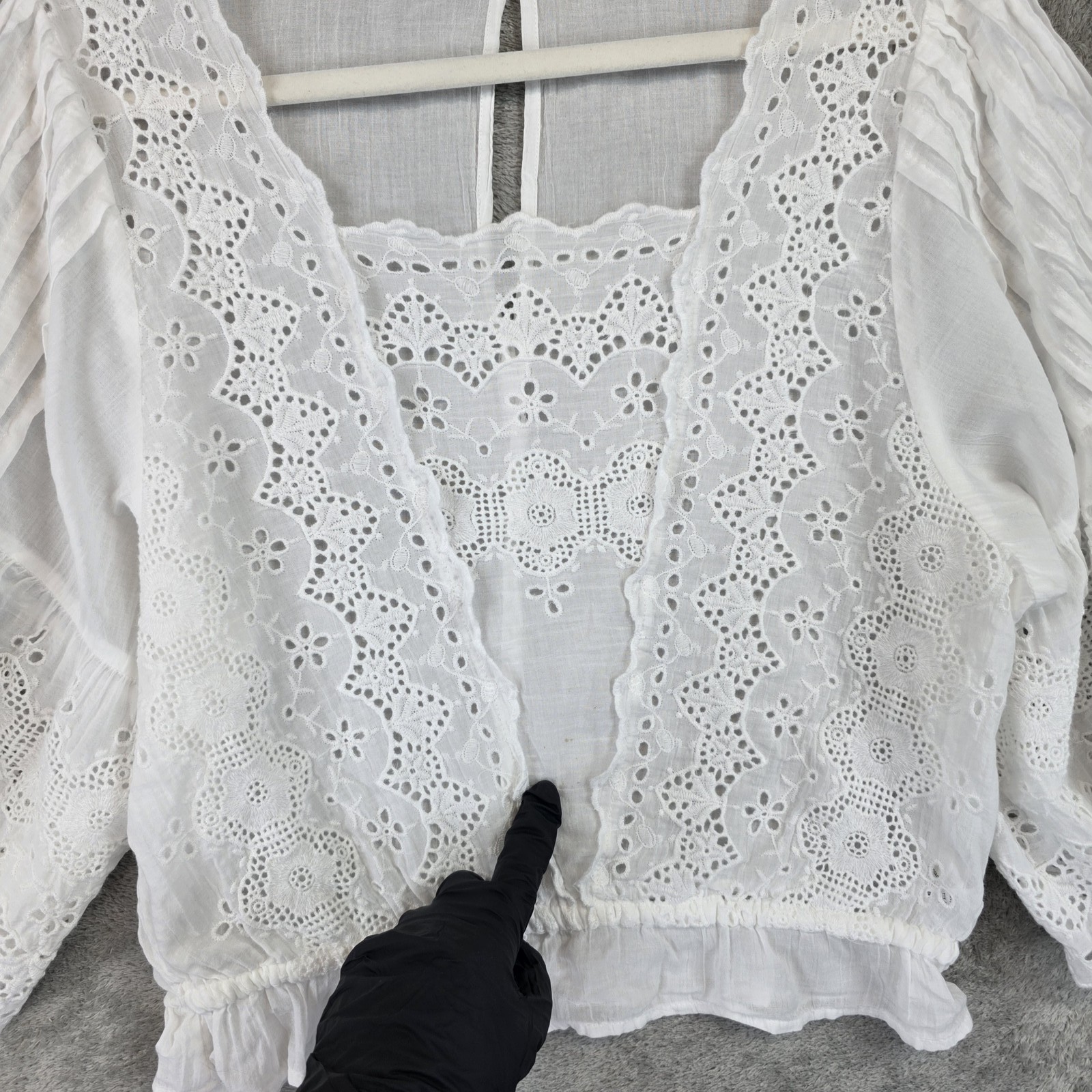 American Eagle Outfitters Blouse Womens M White Square Neck Eyelet Cropped Boho