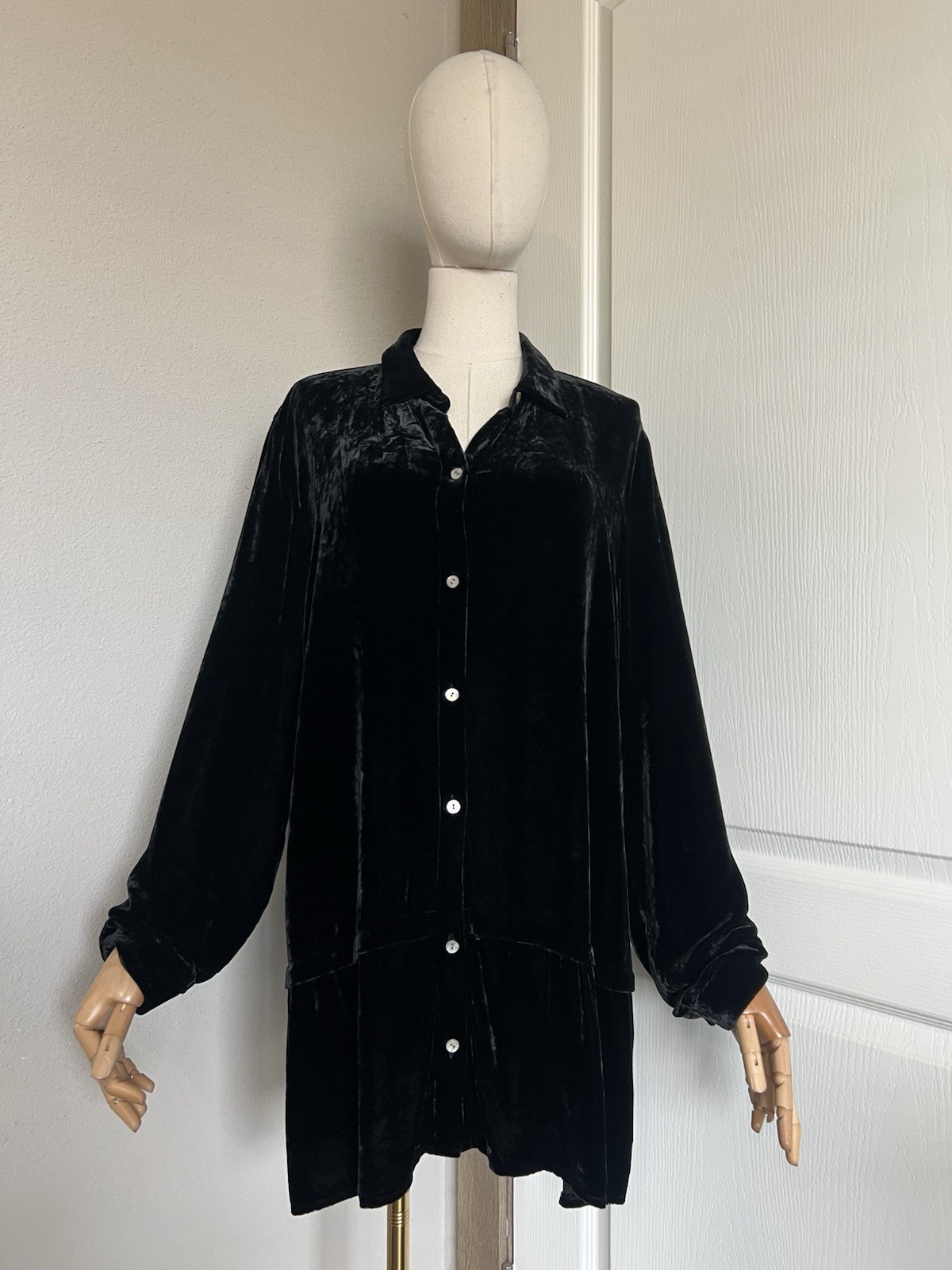 J Jill Top Womens L Tall Black Velvet Button Up Long Sleeve Tunic Silk Blend