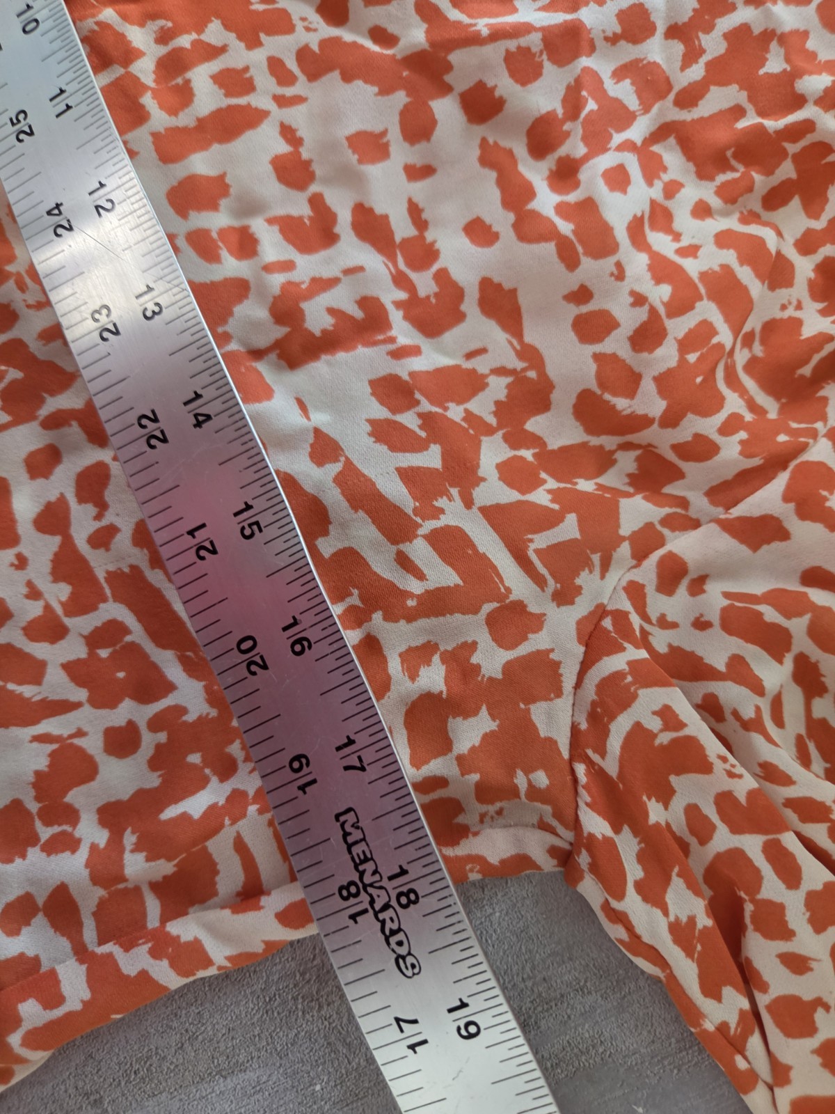 Classiques Entier Abstract Print Woven 100% Silk Collared Button Blouse S