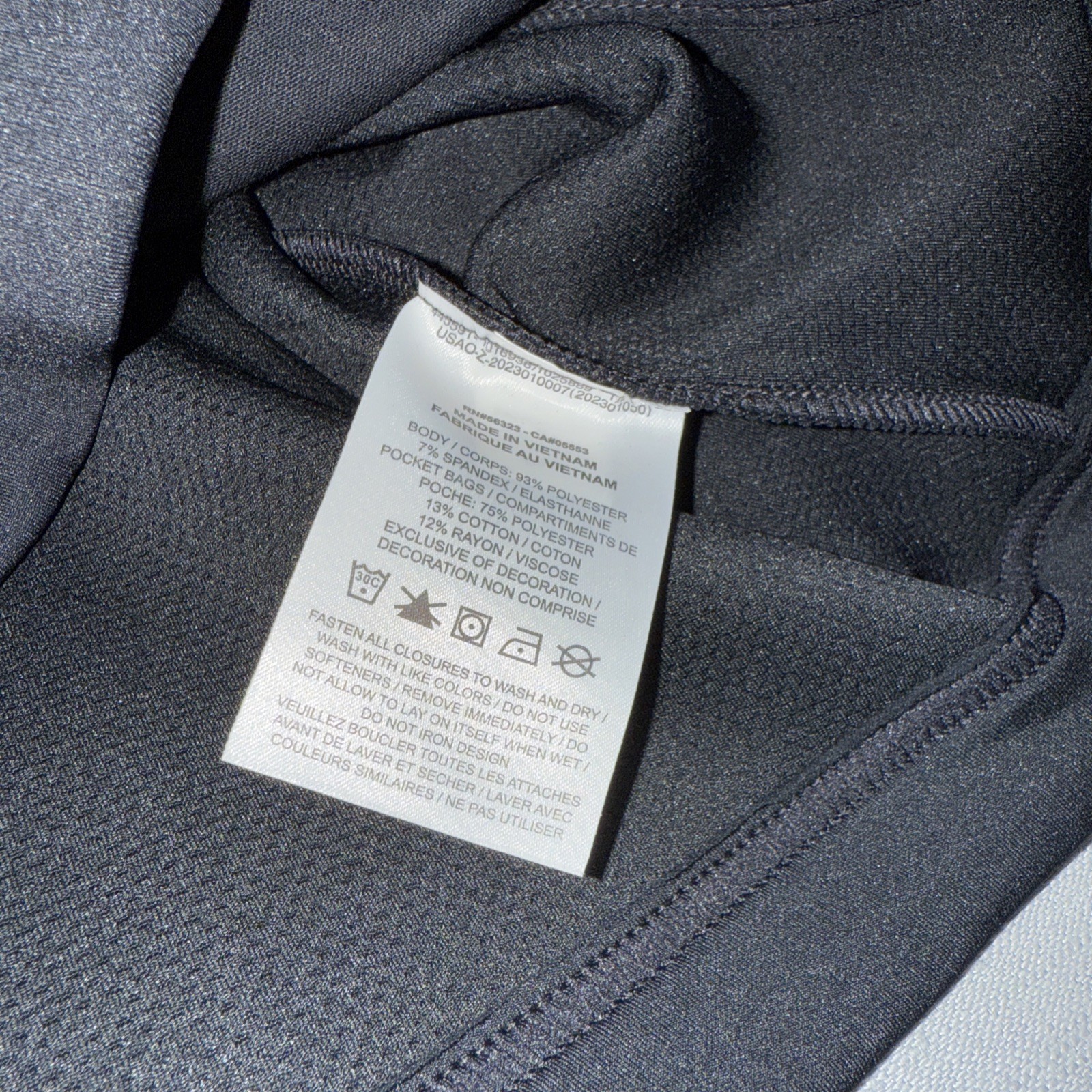 NWT NIKE Dri-Fit Prima Women’s Top Medium 1/2-Zip Training Black Loose Fit