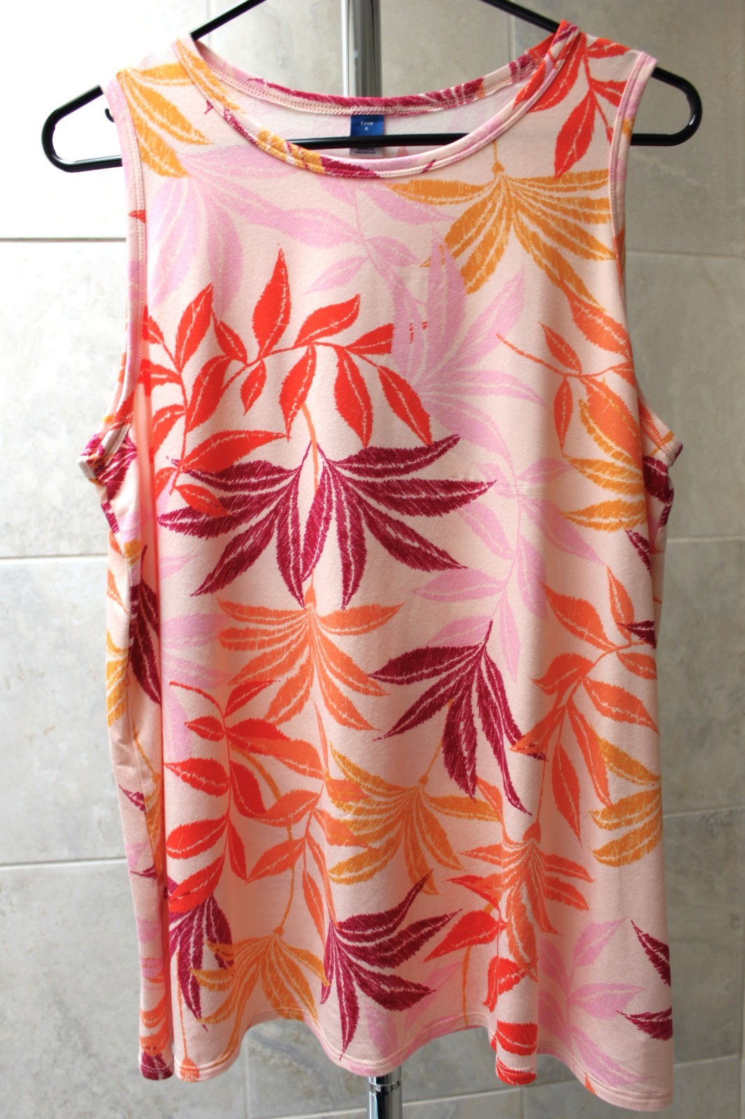 Old Navy LUXE sz L (Chest 42″) Pink Orange Leaf Print Jersey Tank Top New