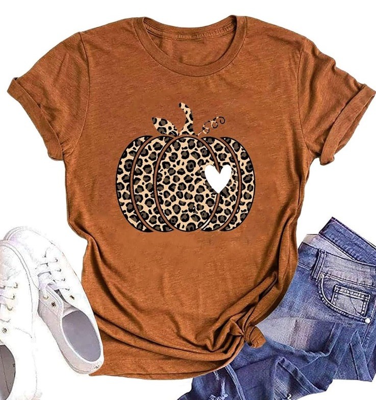 Fall | Pumpkin | Bow | Heart | Thanksgiving | T-shirt – Medium