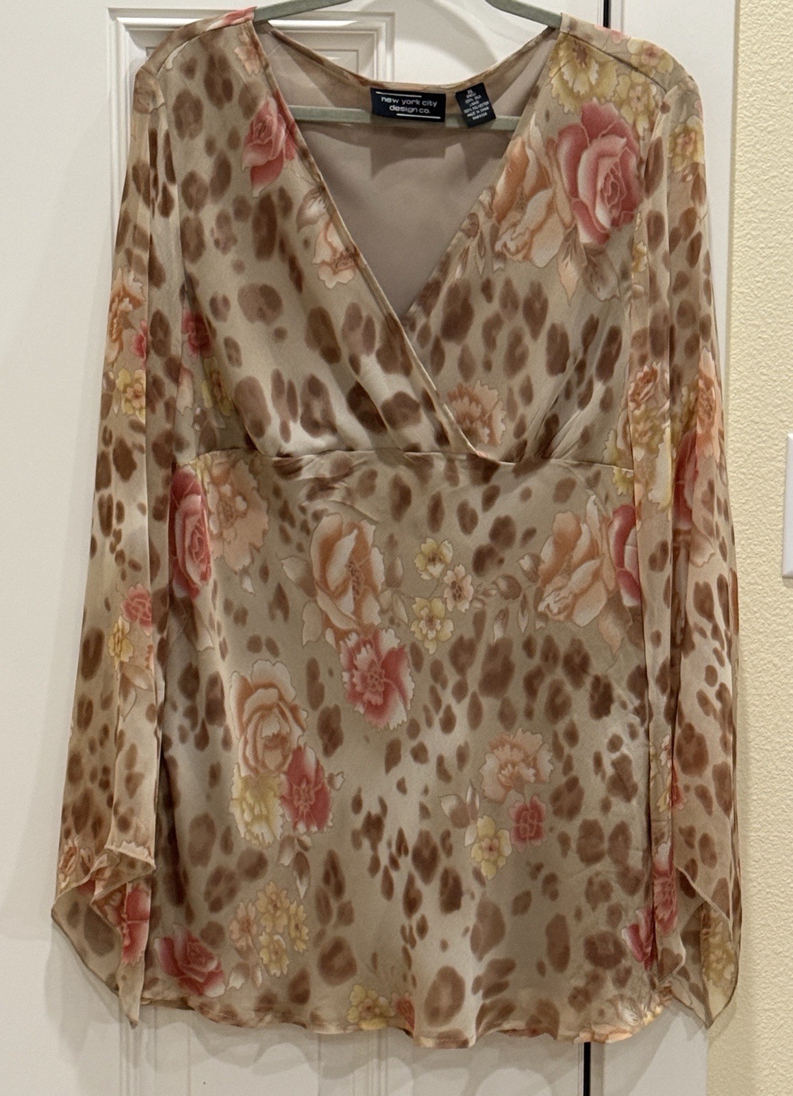 New York City Design Co Silk Floral Tunic Top XL Pink/Tan V Neck Lined