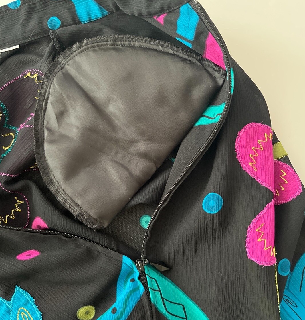 Alfred Dunner Vintage Top Women Sz L (missing Size tag)Black Floral Boho Zip Up