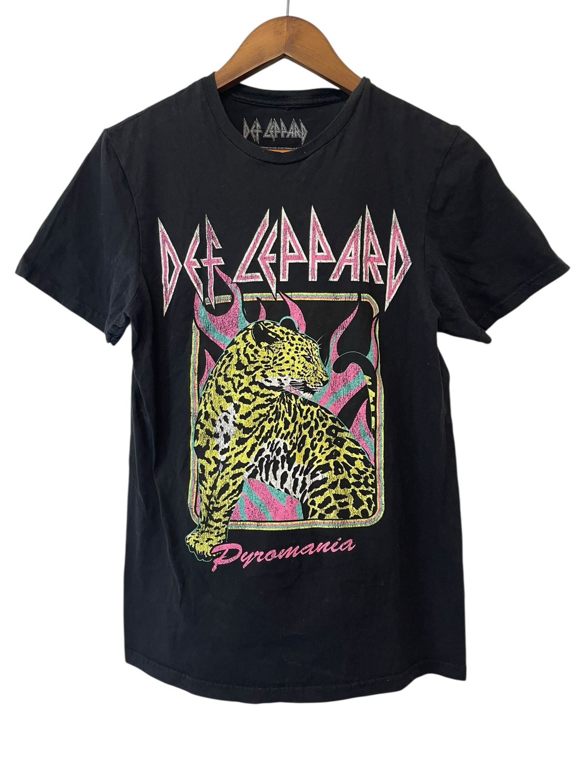 Women’s Goodie Two Sleeves Def Leppard Pyromania T-shirt Size S 80’s Retro Neon