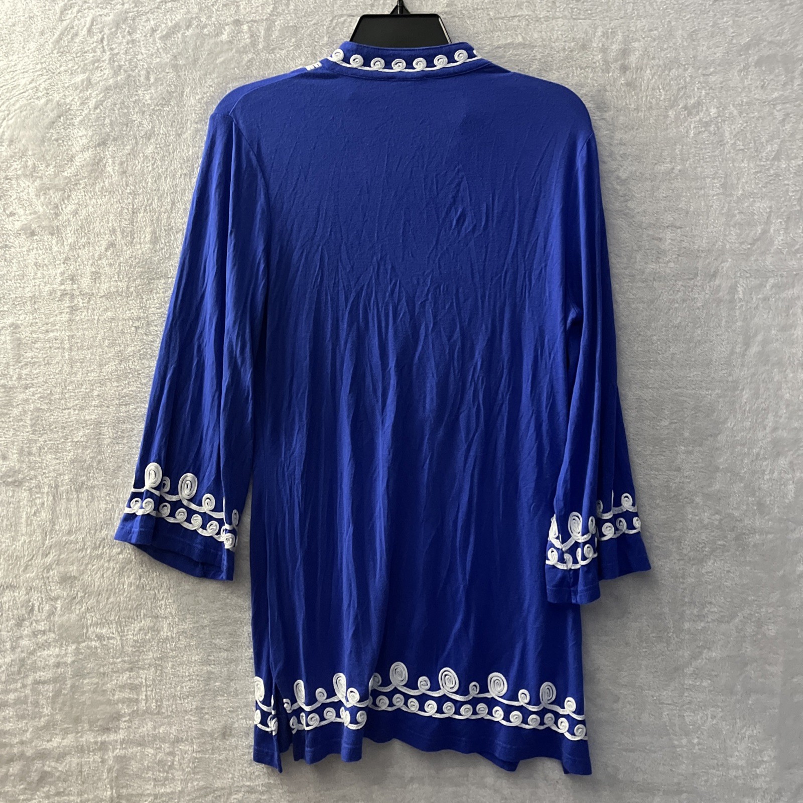 V Cristina Womans Tunic Top Blue Medium Geometric Long Sleeve V Neck Pullover