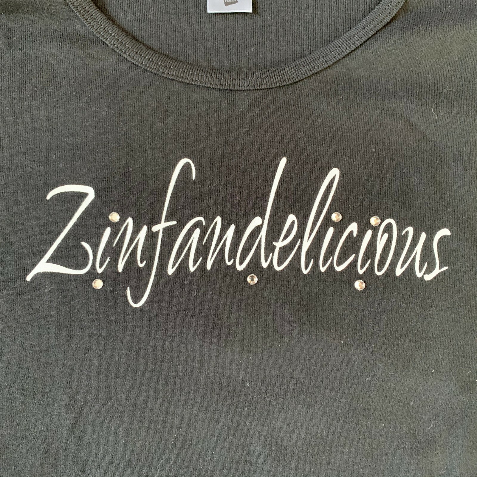 WOMEN’S CASUAL T SHIRT WINE WEAR “ZINFANDELICIOUS” MULTIPLE SIZES AVAILABLE!