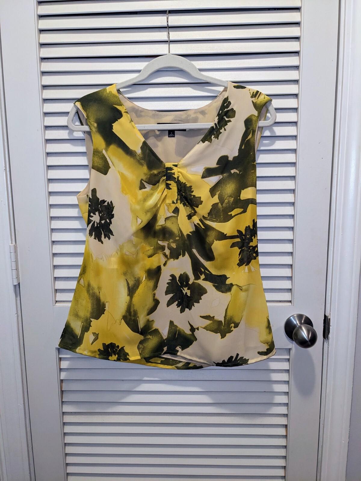 Evan Picone Tank Top Womens Sz 8 Sleeveless V Neck Lined Green Floral Summer