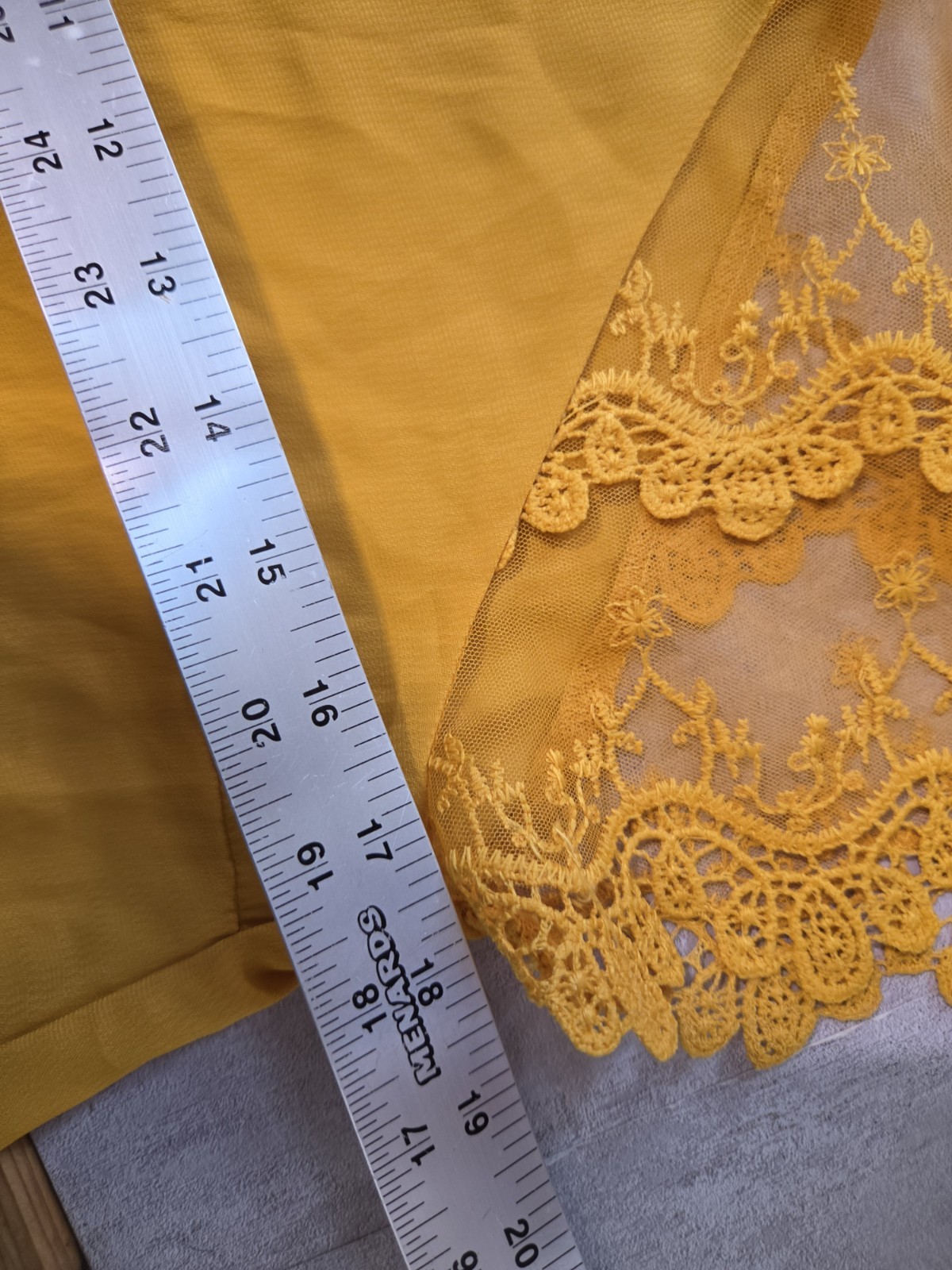 IRIS Yellow Lace Sheer Flutter Sleeve Round Neck Pullover Blouse S IT91222