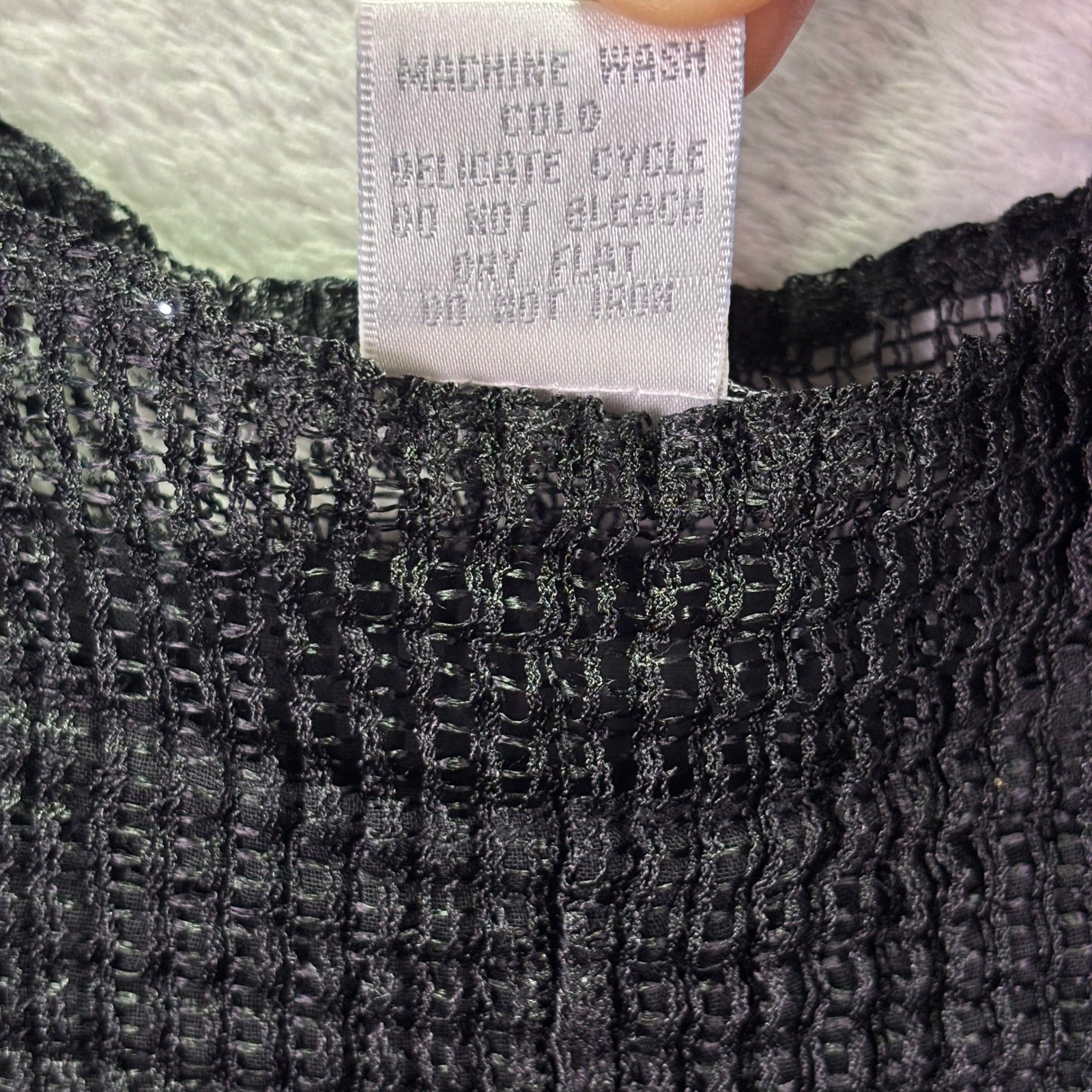 Nicola Women Tank Top Sz L Black Semi Sheer Textured Popcorn Knit Scoop Neck