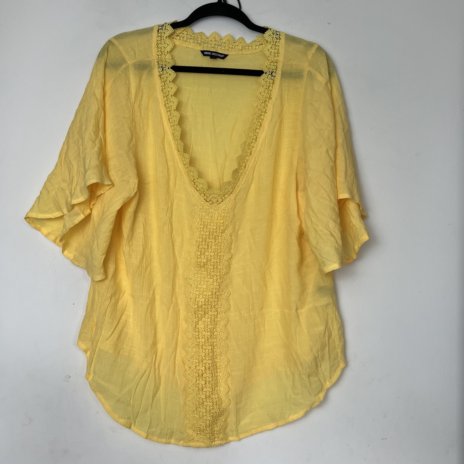 Unique Spectrum Shirts Blouse Women 1X Yellow Boho Gauzy Lace details Preppy