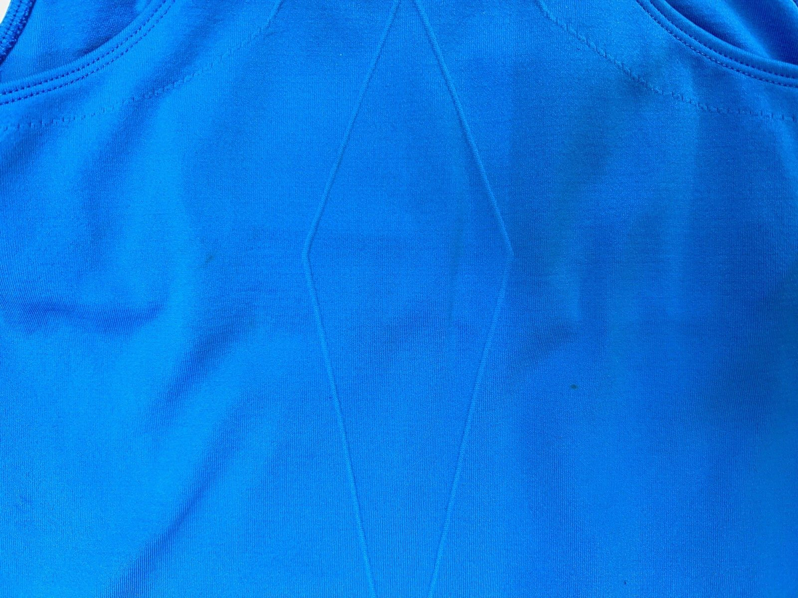 Womens Pro-fit Tank Top Size Small Seamless Blue Built in Bra Racerback
