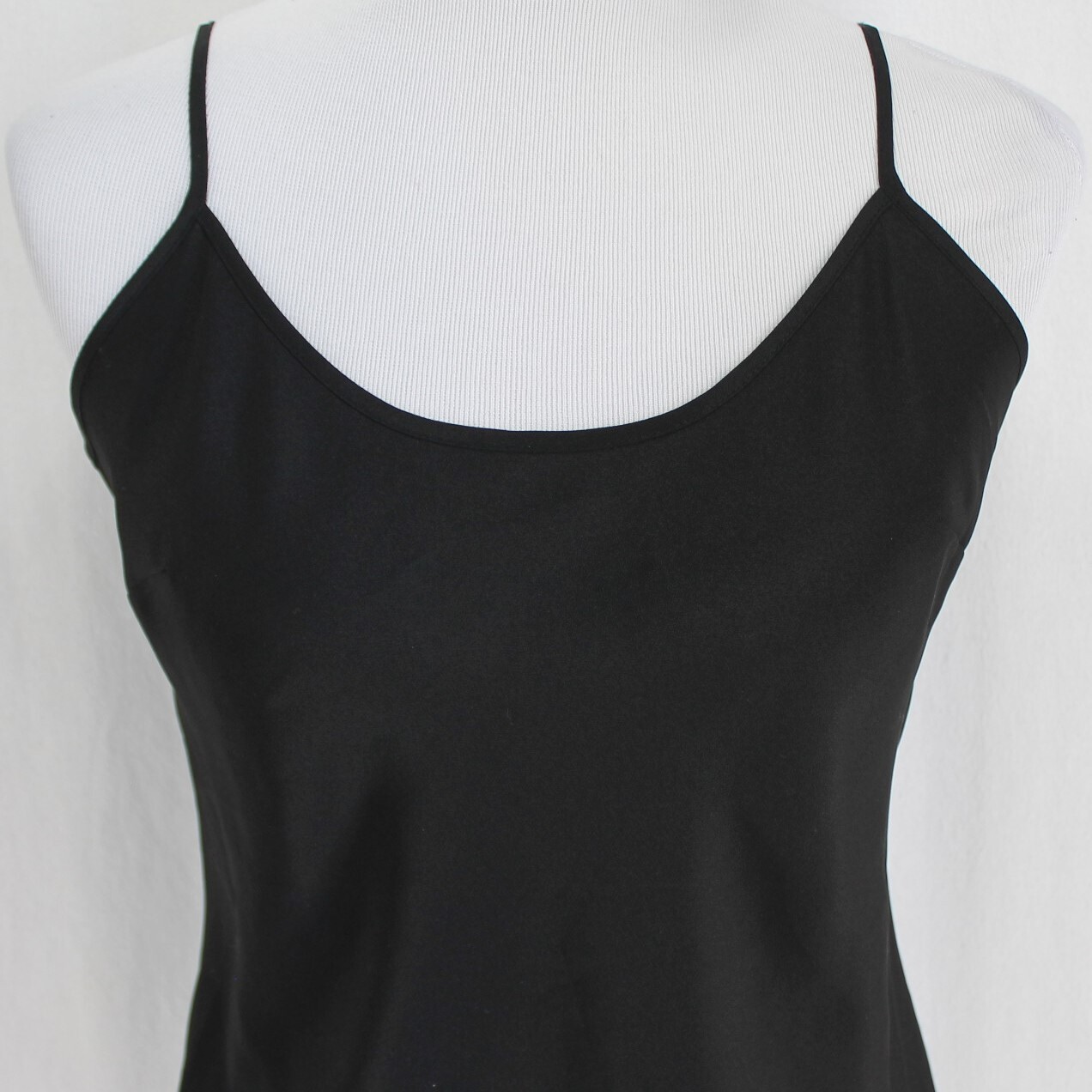 Talbots Cami Tank Top Womens Size 6P Solid Black Adjustable Straps Lightweight