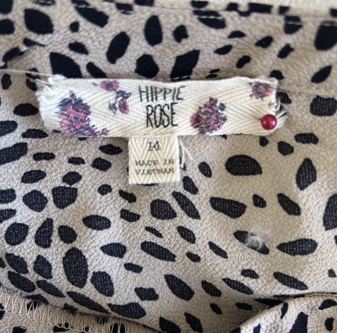 Hippie Rose Animal Print Blouse Womens M Beige Black Dalmatian Roll Tab Sleeve