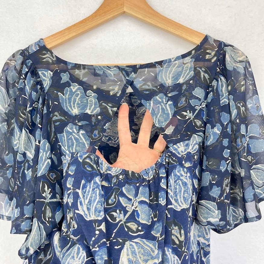 Lucky Brand Floral Blouse Flutter Sleeve Feminine Girly Cottage Boho Easter M
