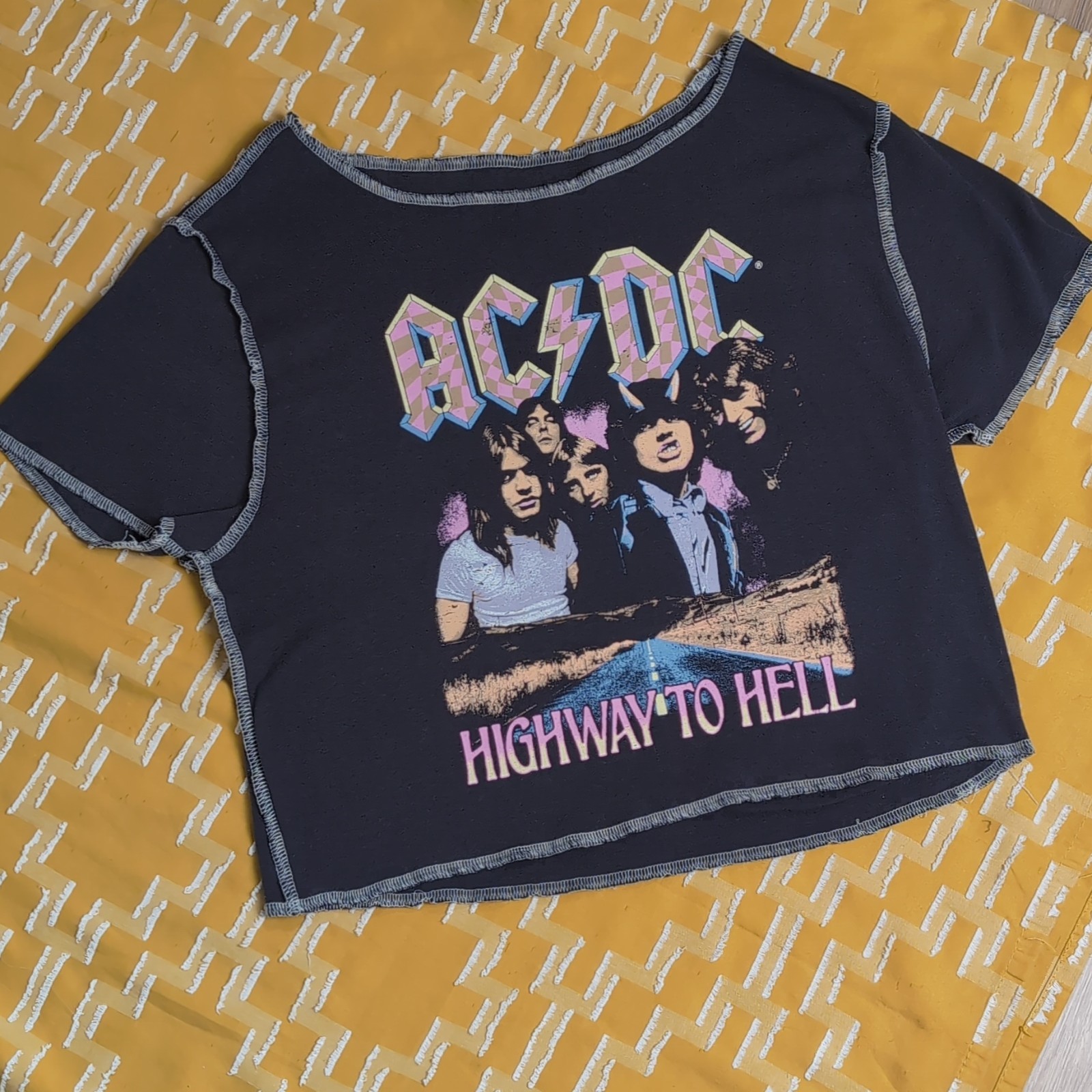 AC/DC Highway to Hell Womens XL Crop Top Contrast Stitch Graphic Tee