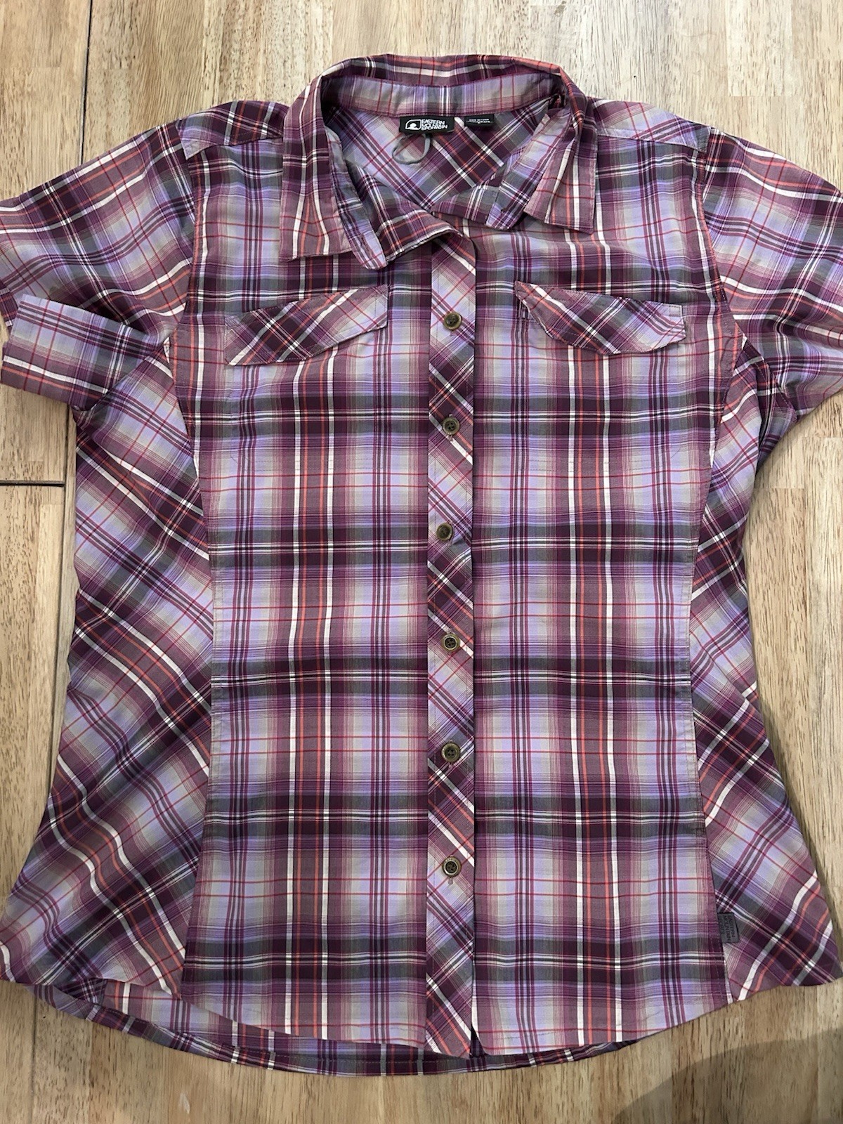 Eastern Mountain Sports Button Up Short Sleeve Hiking Shirt Purple Womens Large