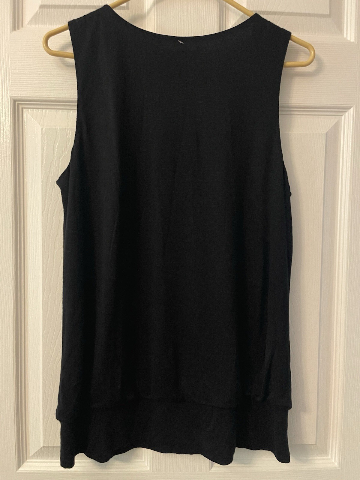 AB Studio Women’s Black Large Sleeveless Top With Attached Necklace NWT