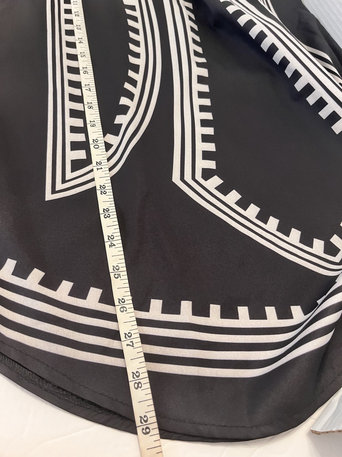 Women Tunic Top S Black White 3/4 Sleeves Elastic Neckline Aztec Tribal Boho