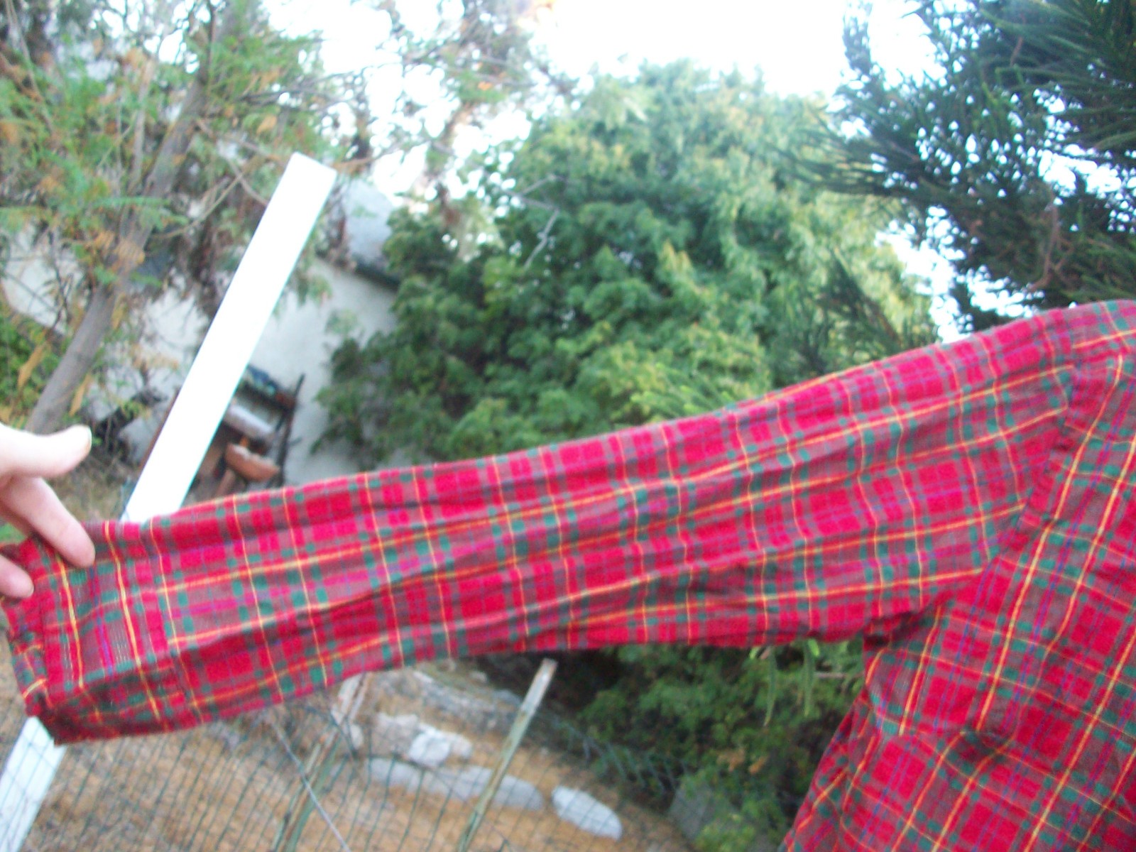 Citicraze blouse size XL COTTON tartan plaid red green gold thread ruffle front