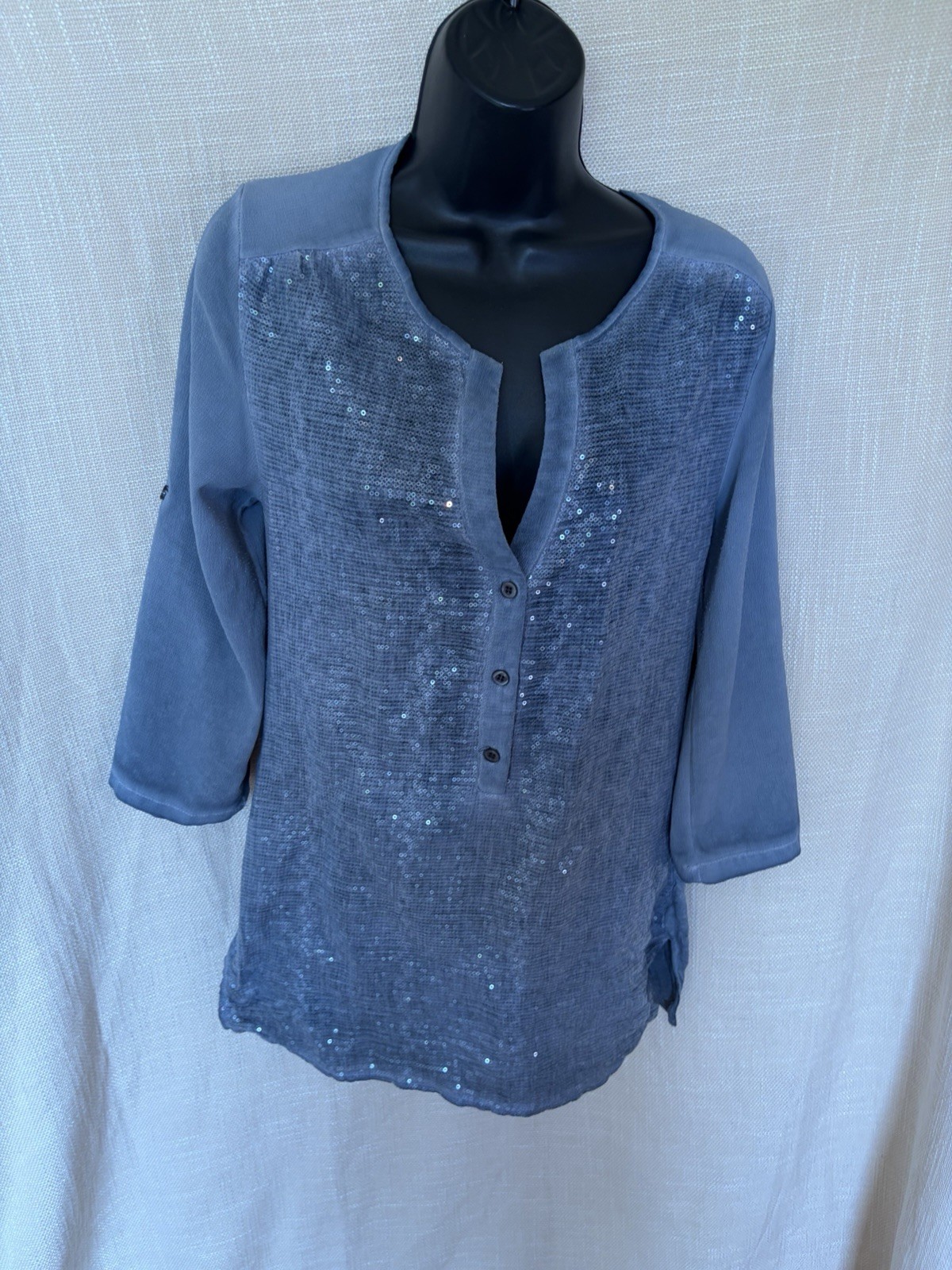 Blue Sequin Front 1/4 Button Top Size S By D.e.c.k. By Decorate (4708)