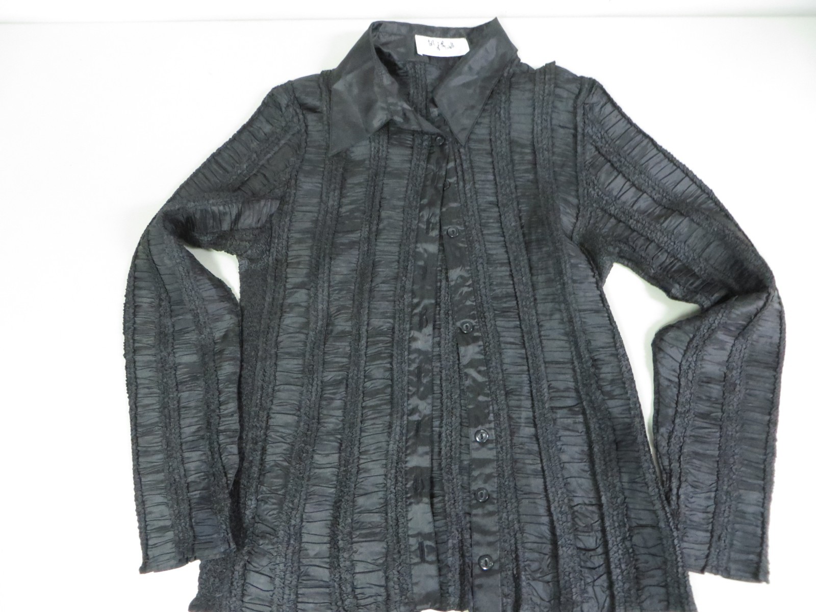 Talk of the Walk Atlantic City Ruche Sheen Stretch L. sleeve Buttons Black Top M