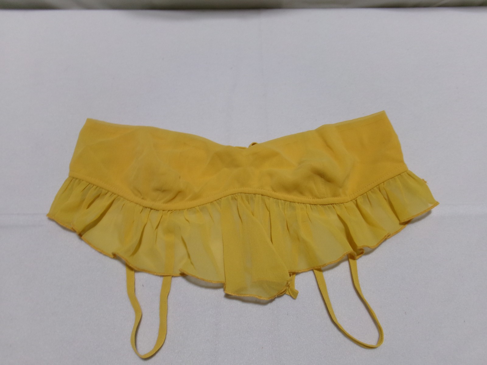 U67 FINESSE Yellow Crop Top Womens Size US Small