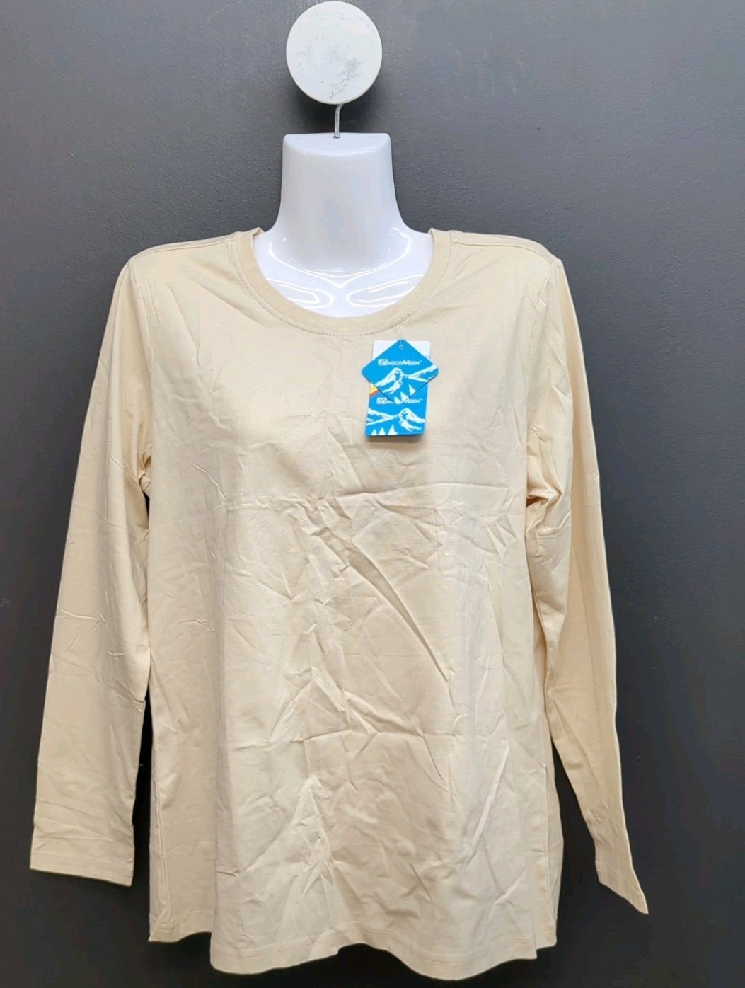 MagcoMsen Long Sleeve Crew Neck Women’s Basic Top T Shirt Size M Light Apricot