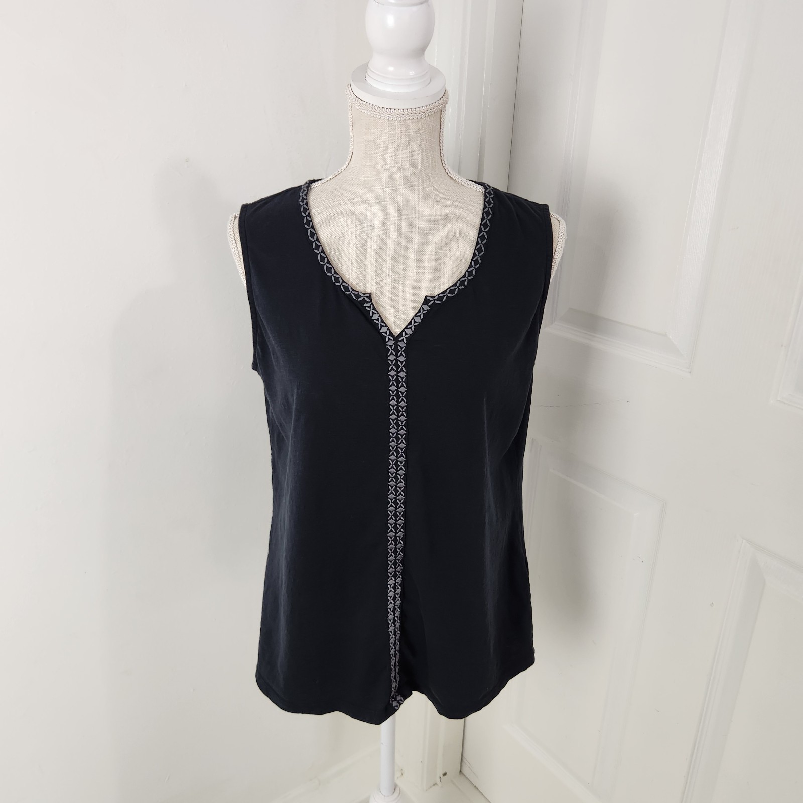 Kuhl Top Womens L Black Shay Tank Organic Cotton Pleat Performance Soft Irish