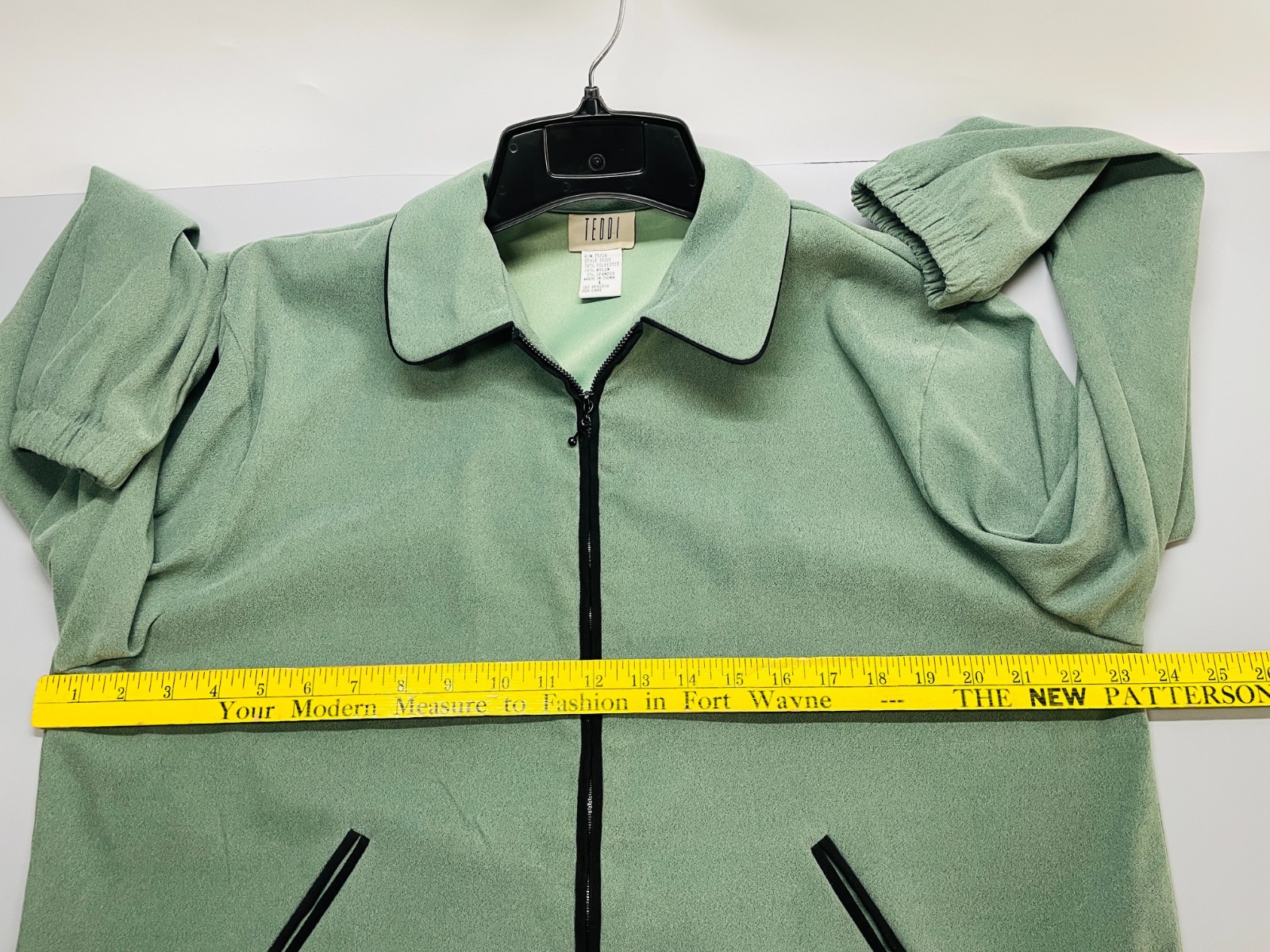 Teddi Womens Size Large Green Zip Jacket Windbreaker Pockets Vintage Collar