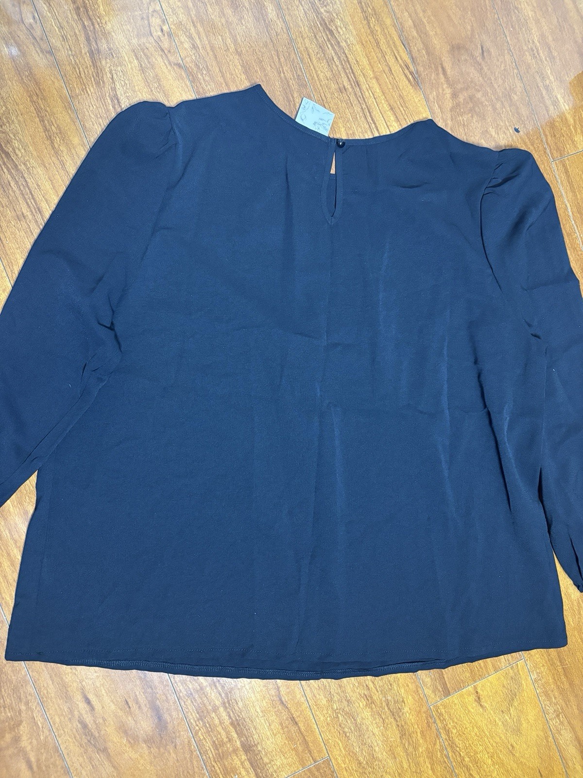 Emery Rose Women’s Black Button-Front Relaxed Tunic Top . 2XL Pleated Front New