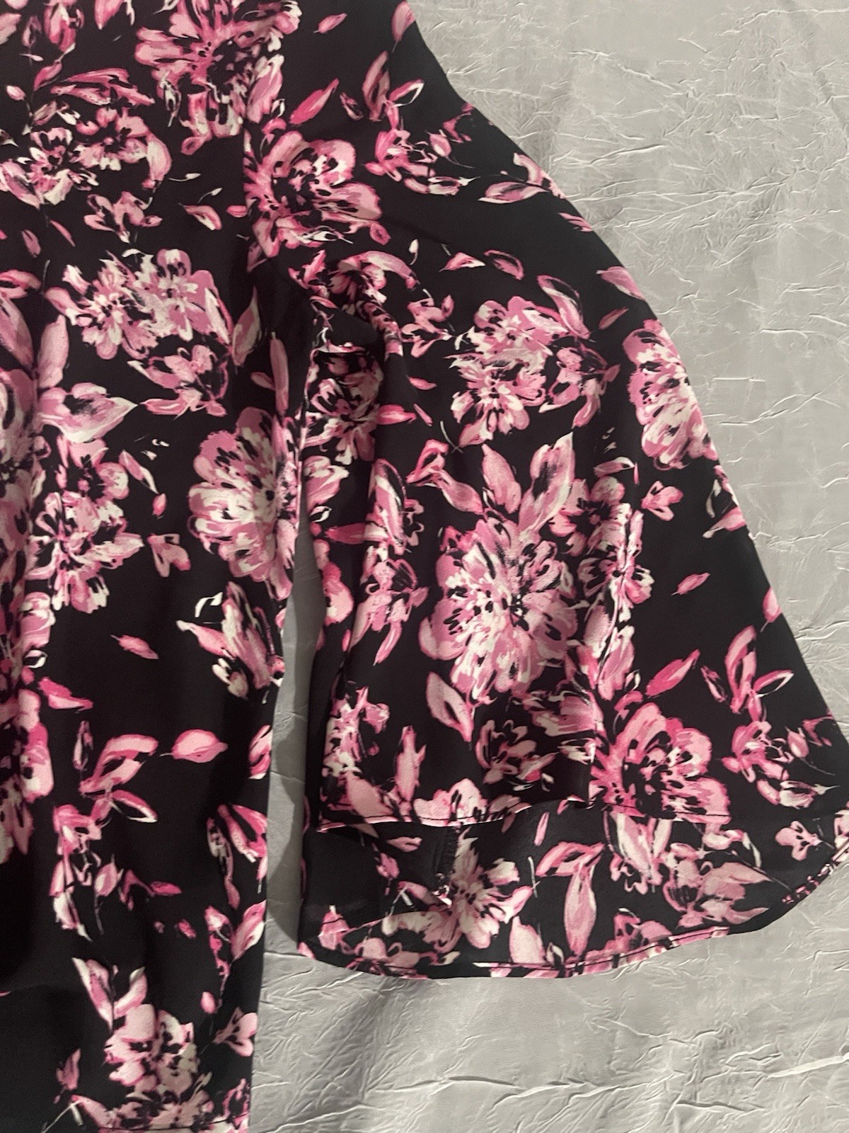Anne Klein Black and Pink Link Floral Blouse Women Small