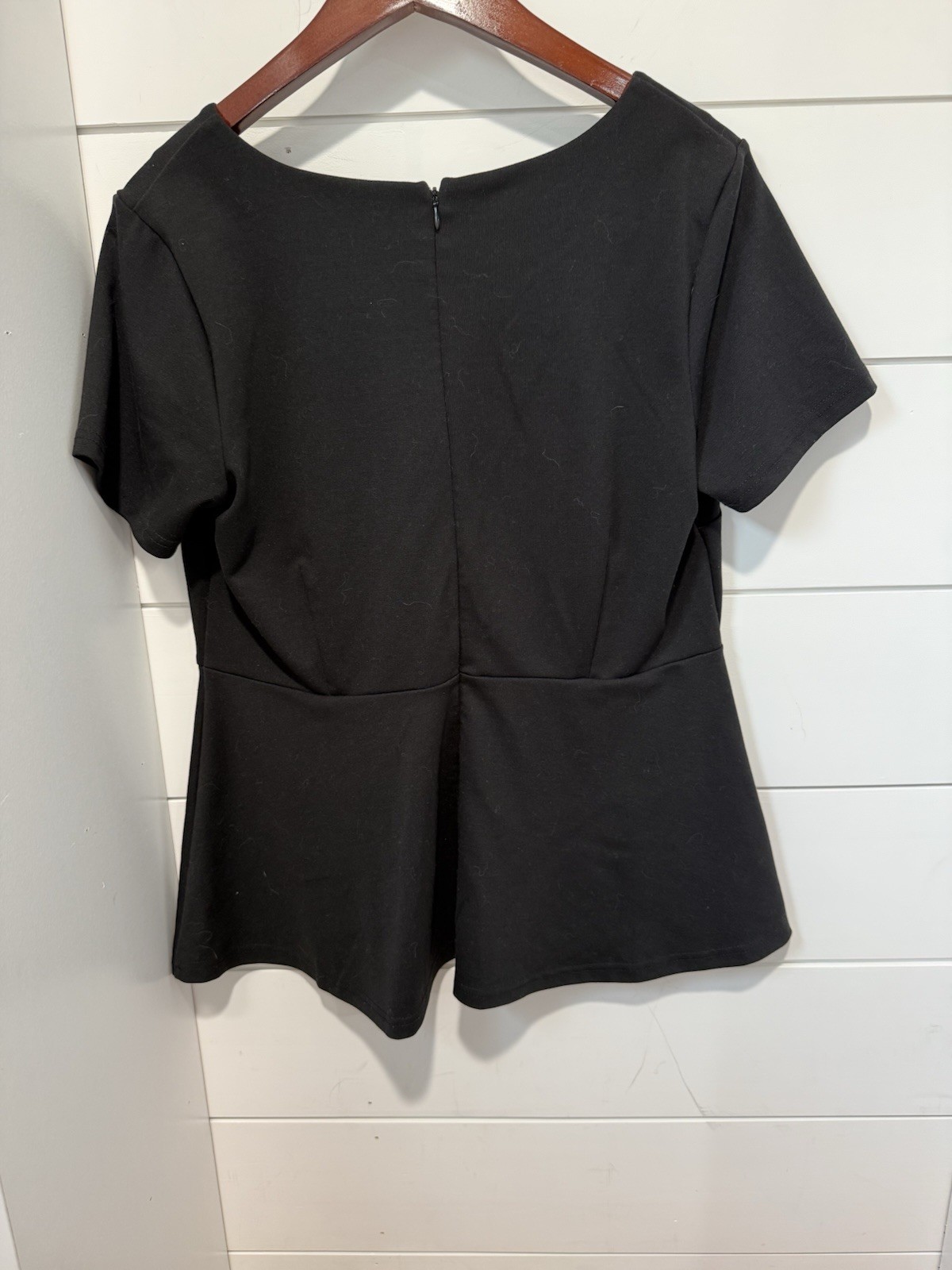 Eloquii peplum top tailored style size 14 v neck