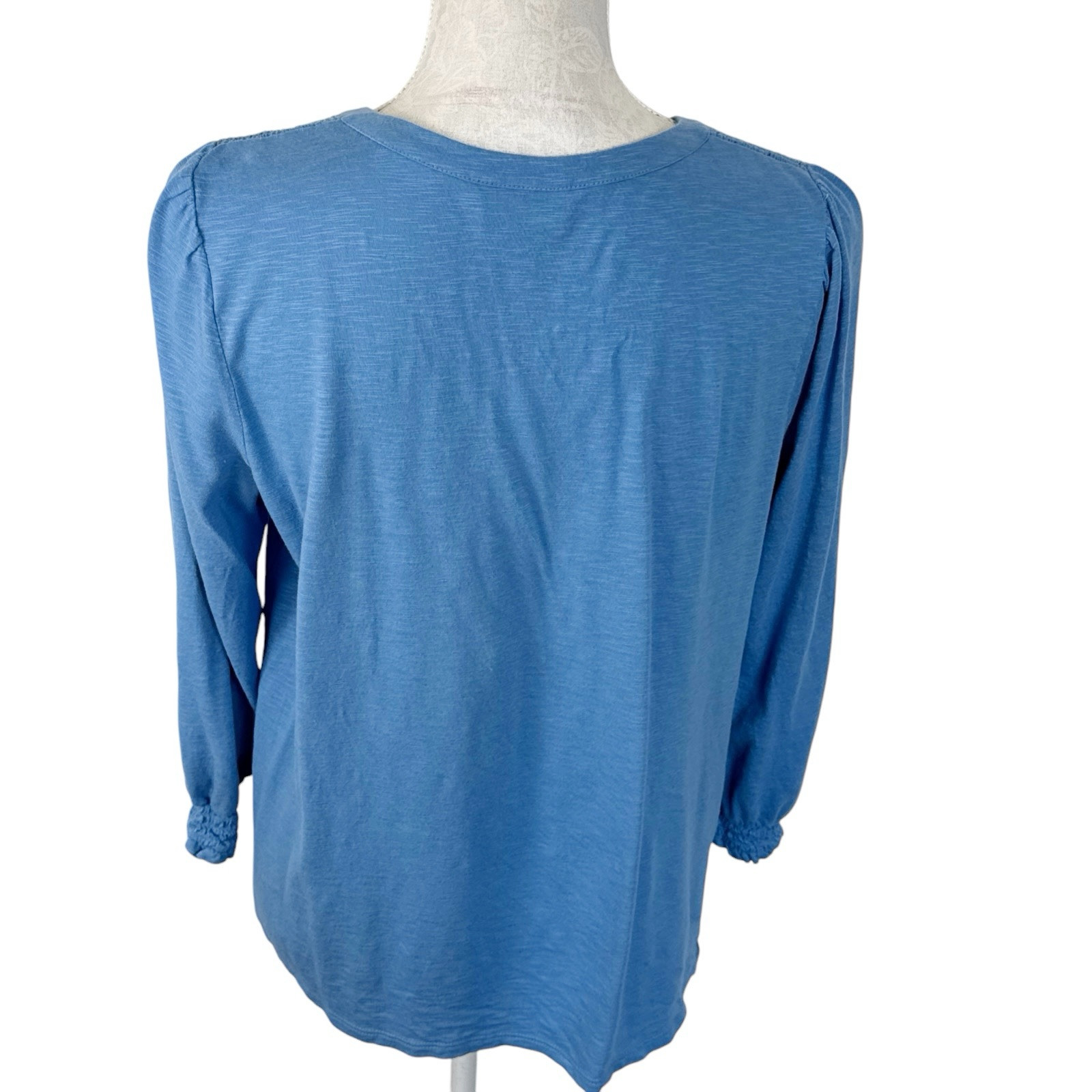 J. Jill Women’s M Popover Textured Button Tee Shirt Blue