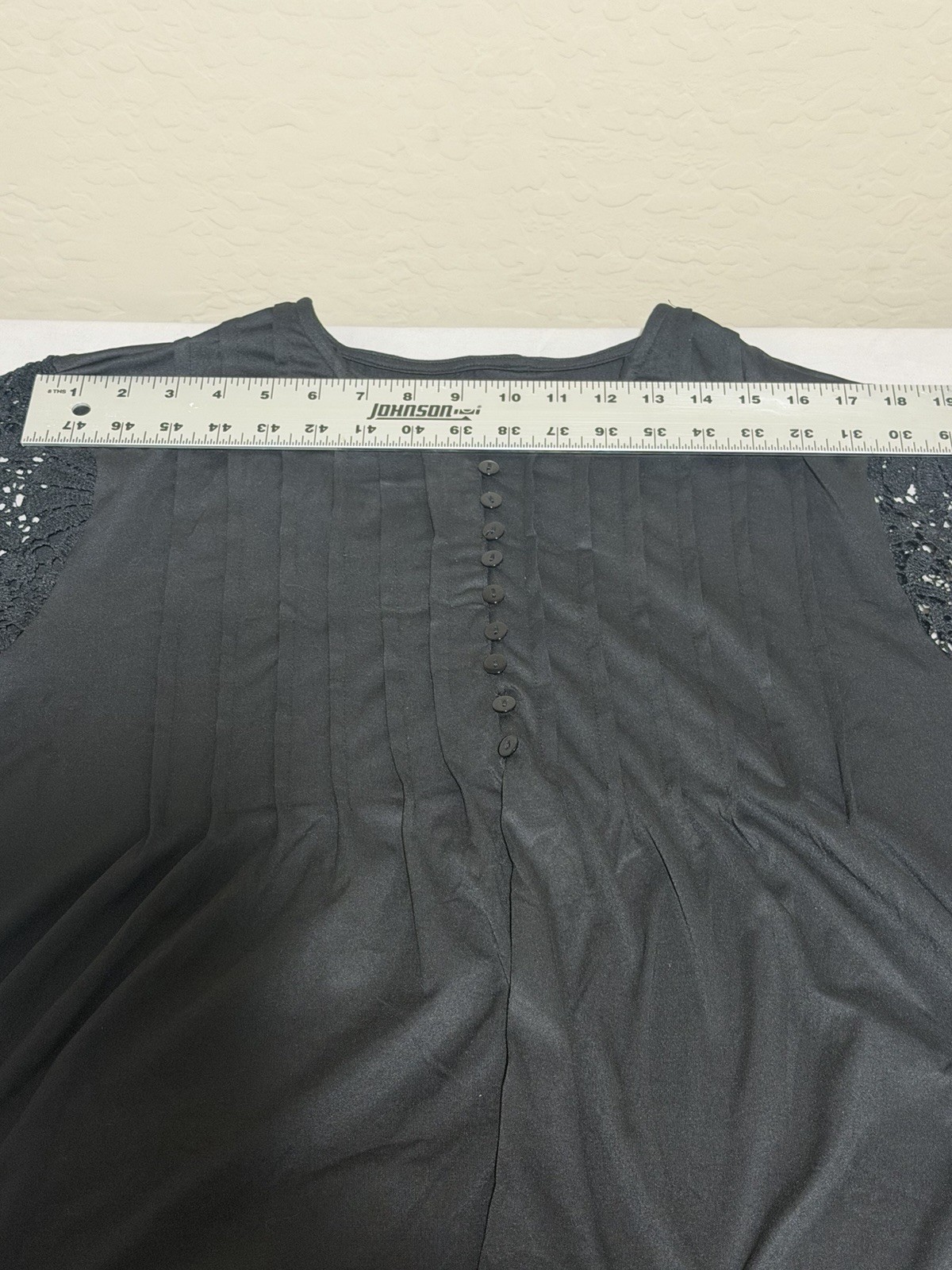Blackpolyester & spandex blouse with lace sleeves and button-up front size 2XL