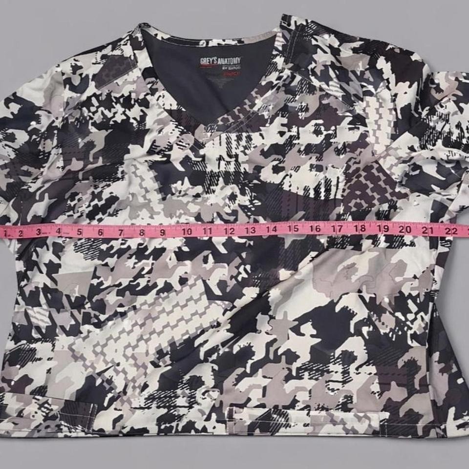 Greys Anatomy XL Nurse Scrub Top Camo Military Gorpcore Utility Sporty Aesthetic
