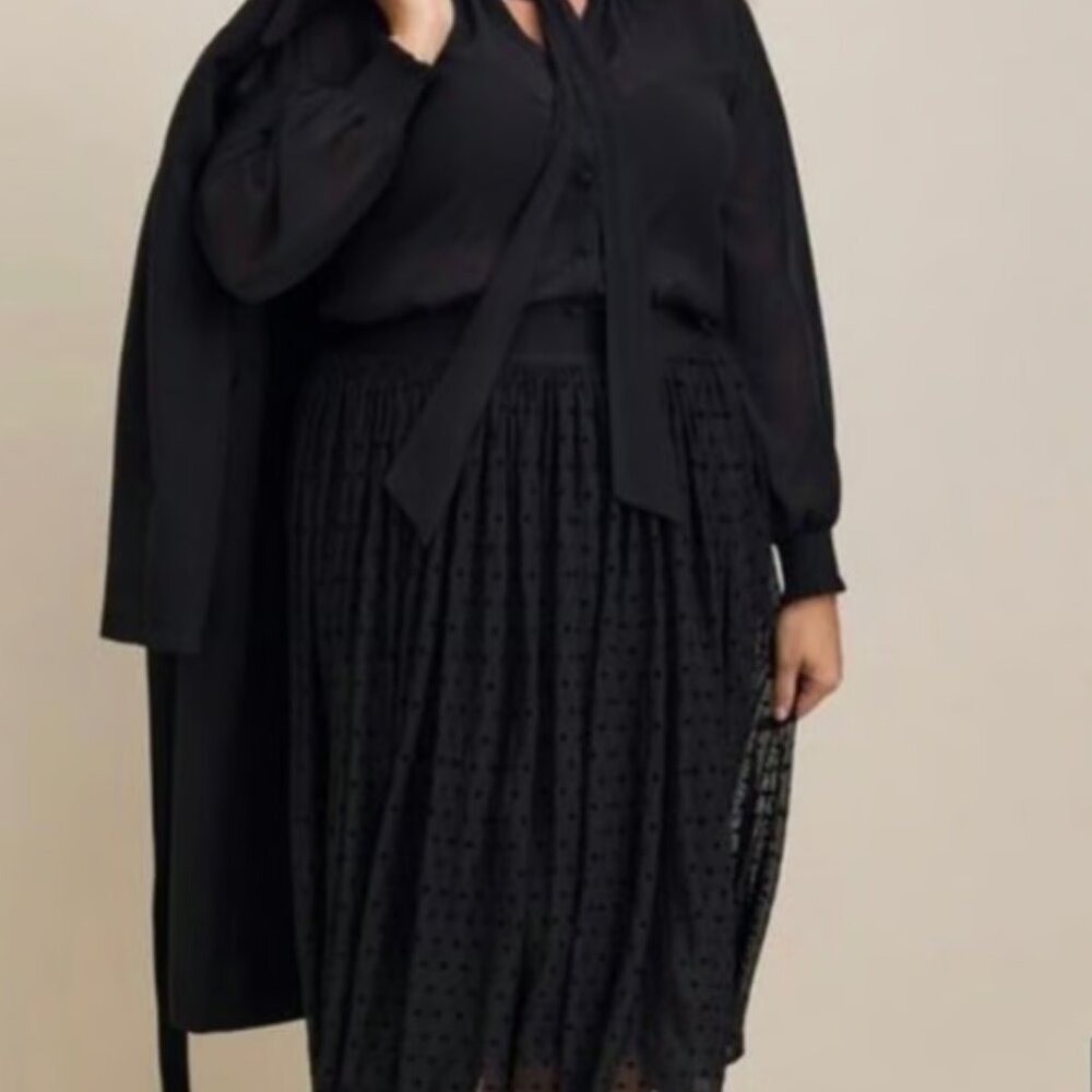 Torrid Black Georgette Bow Tie Blouse Long Sleeve Smocked Cuff Top 3X