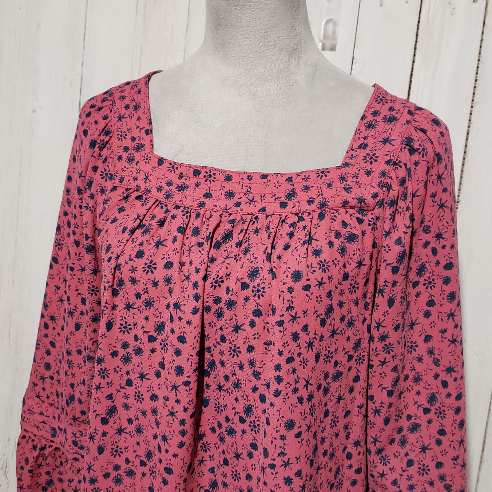LC Lauren Conrad Boho Top M Pink Floral LS Square Neck Pintuck Cottage Romantic