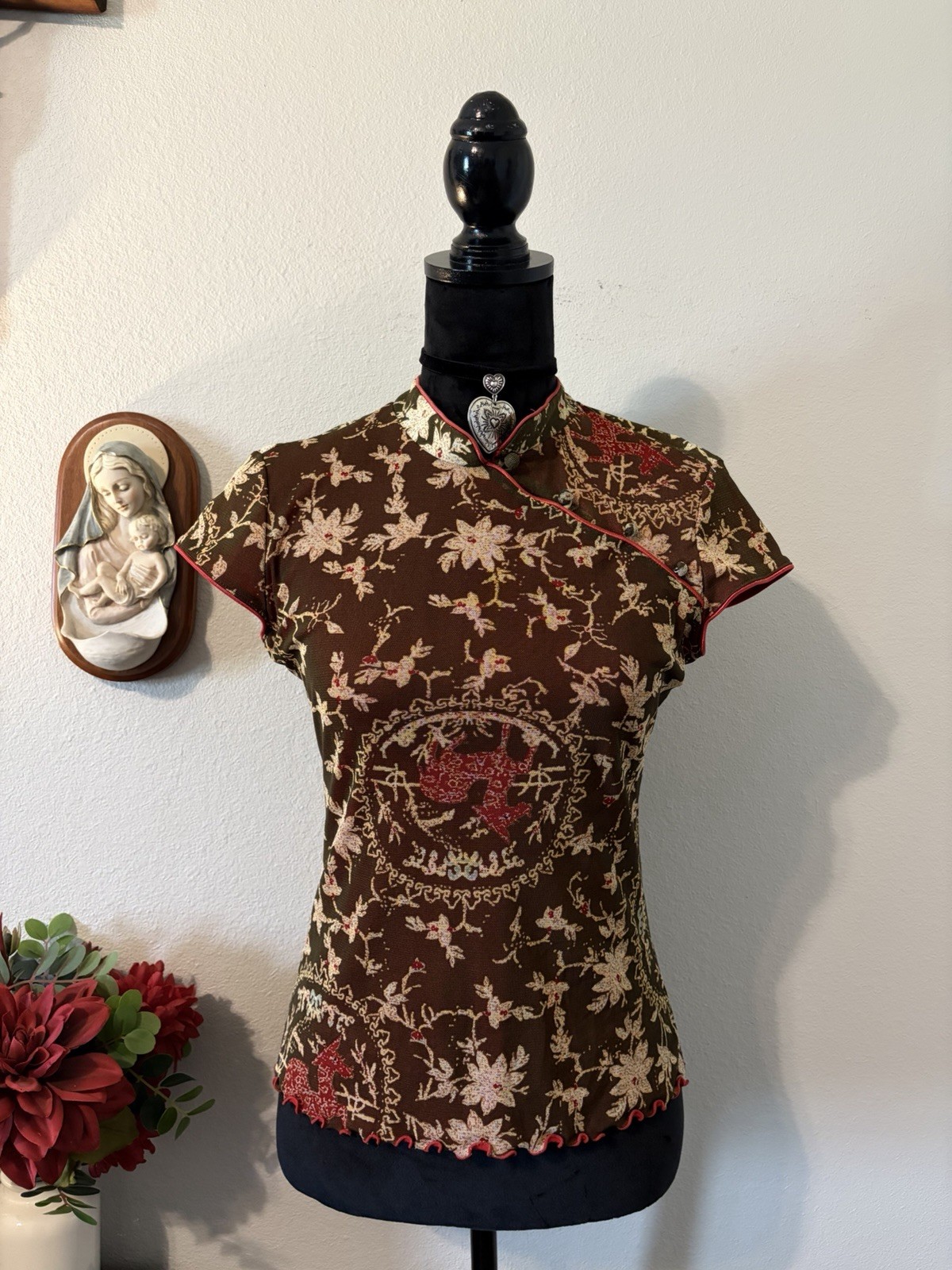 Women’s Brown Floral Embroidered Mandarin Collar Cap Sleeve Knit Blouse M