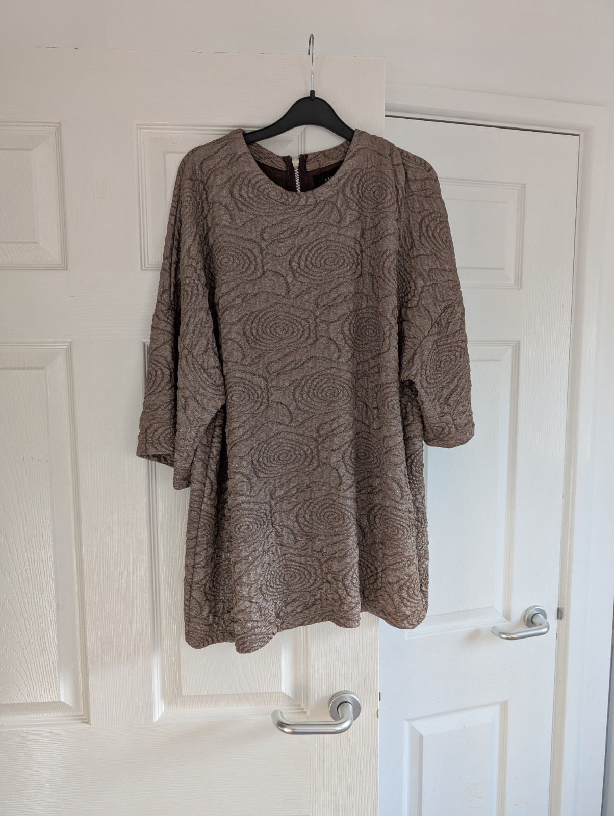 Zara Special Edition Bronze Metallic Style Rose Embossed Texture Soft Top Medium
