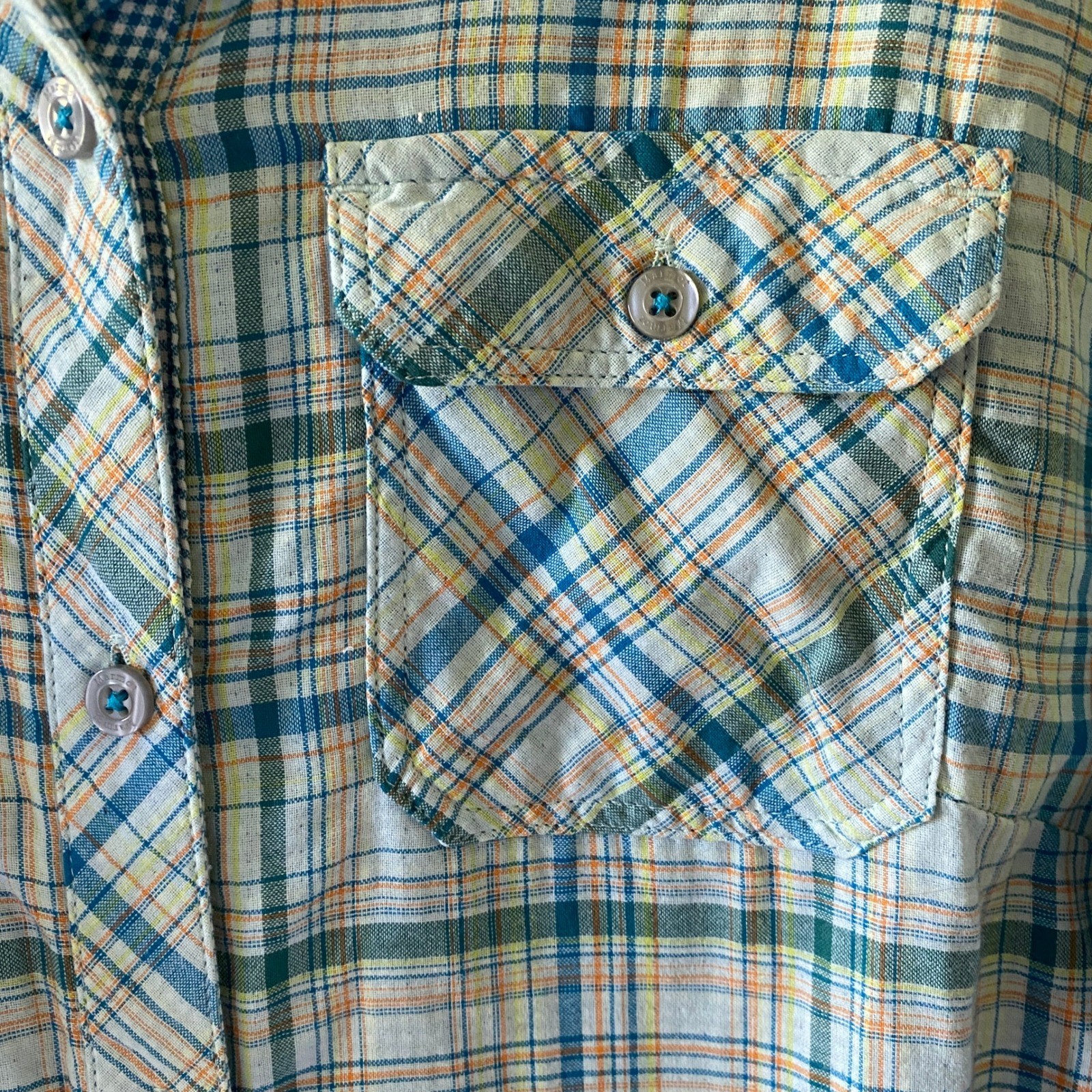 Marmot Women’s Long-Sleeved Button-Down Top Size L Plaid Logo Tab-Sleeves