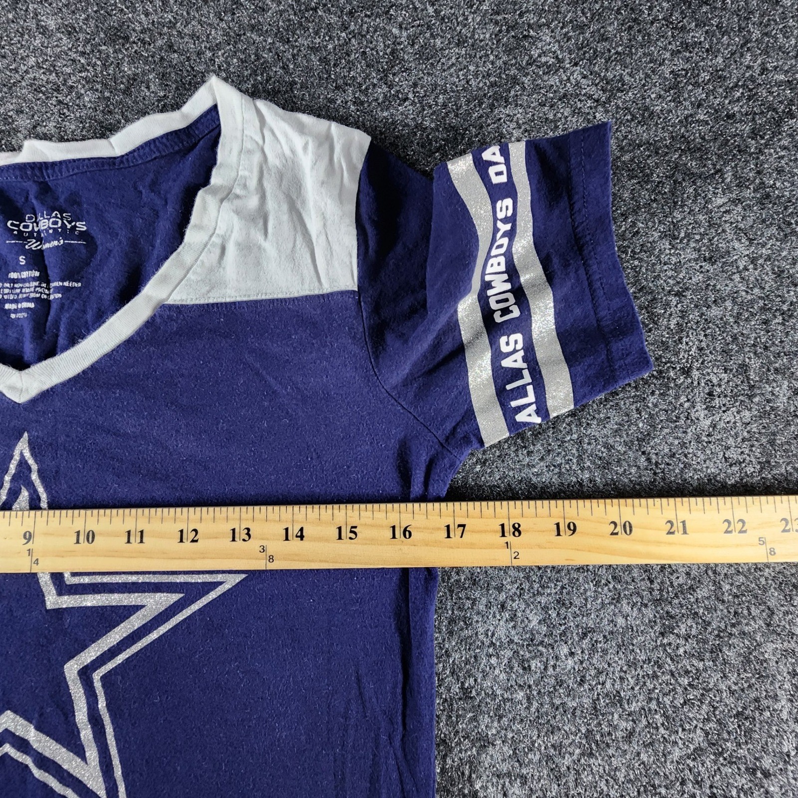 Dallas Cowboys Womens T-Shirt Navy Blue Silver Glitter Star V-Neck Size S NFL