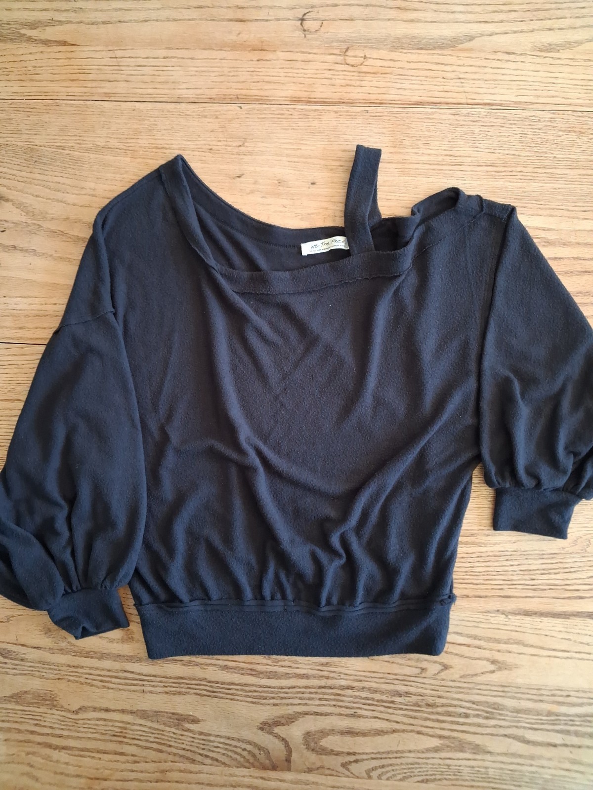 Free People We The Free Top Womens Sz Small Black Off Shoulder Boho Soft Relaxed