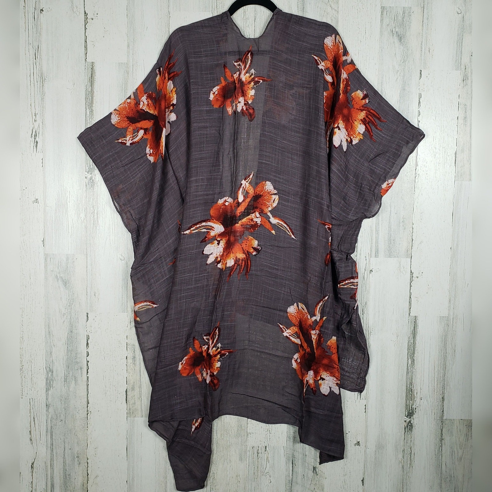 New Gray Floral Print Open Front Boho Flower Lightweight Kimono Women’s One Size