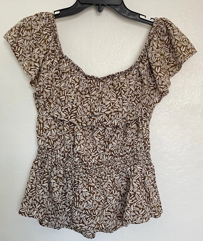 Old Navy Women’s Top Flutter Ruffled Sleeve Smocked Mid Waist Brown Medium