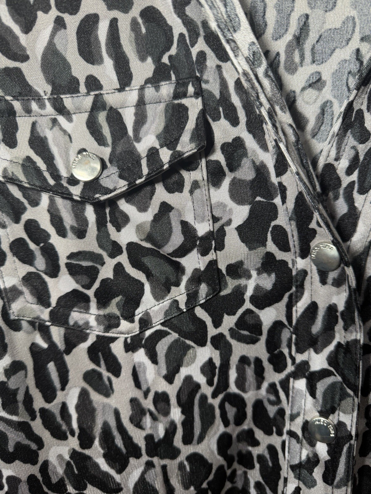Miss Tina By Tine Knowles Woman’s Animal Print Blouse Size Lg 12/14